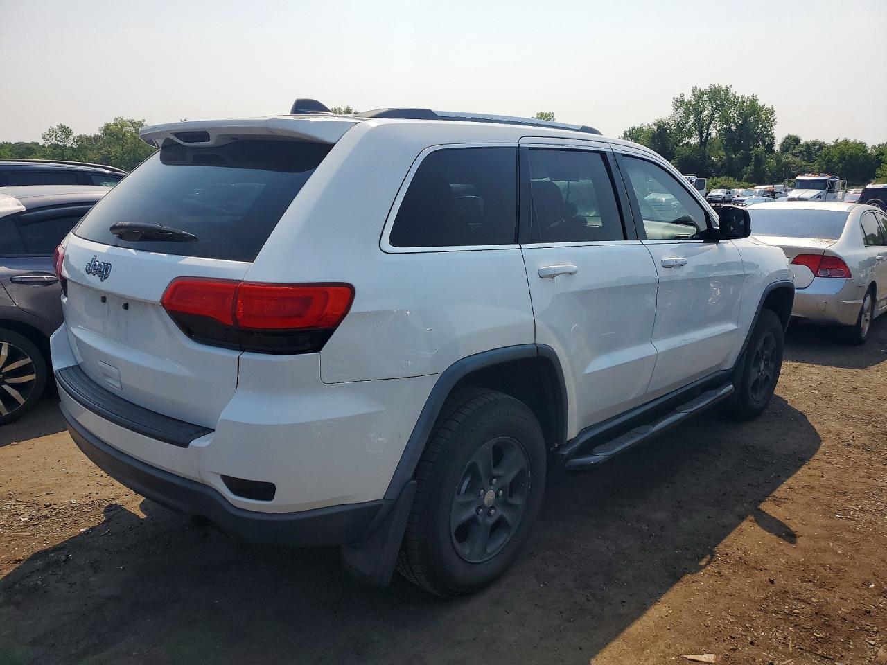 2014 Jeep Grand Cherokee Laredo White vin: 1C4RJFAG1EC182039