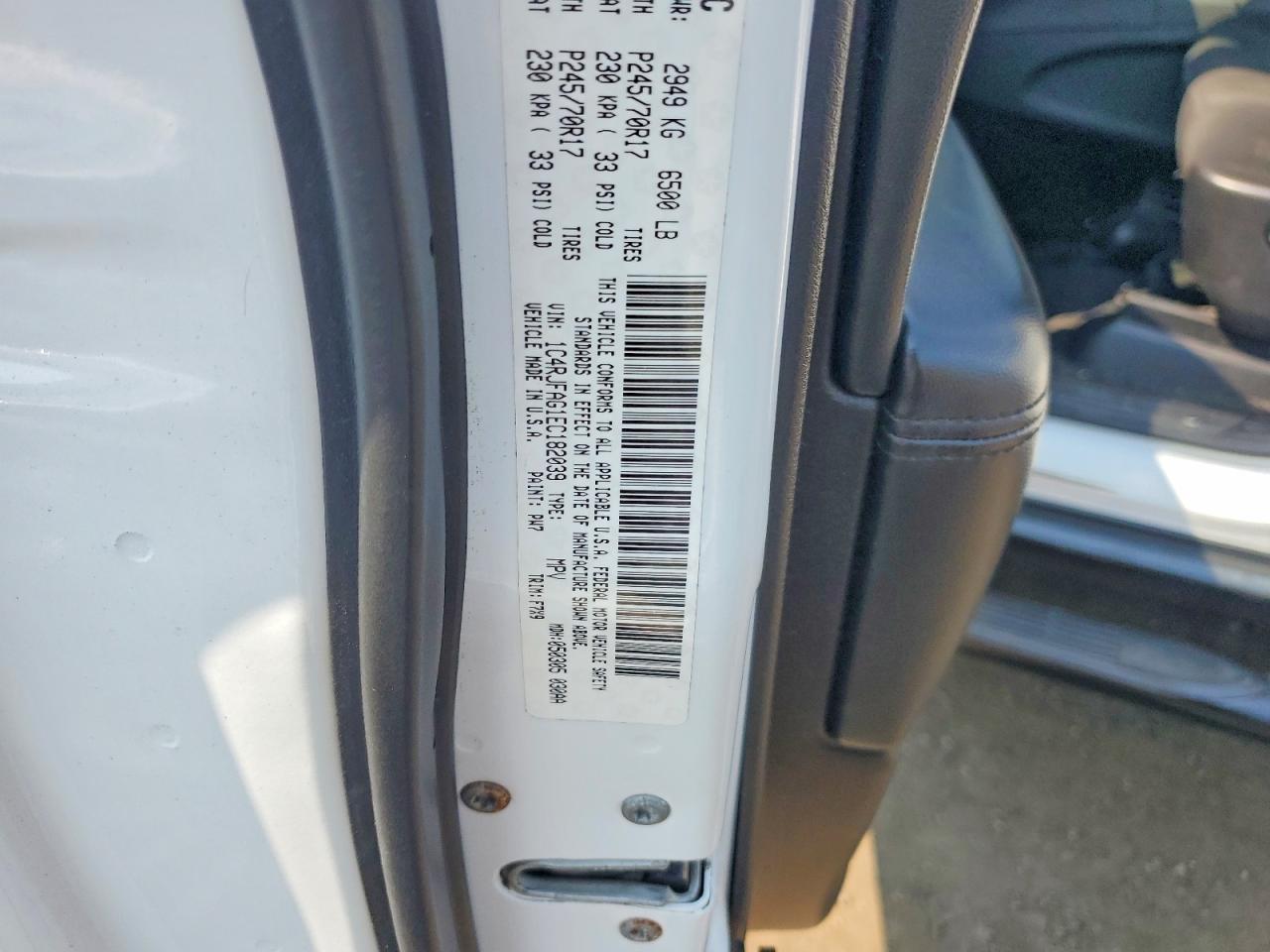 2014 Jeep Grand Cherokee Laredo White vin: 1C4RJFAG1EC182039