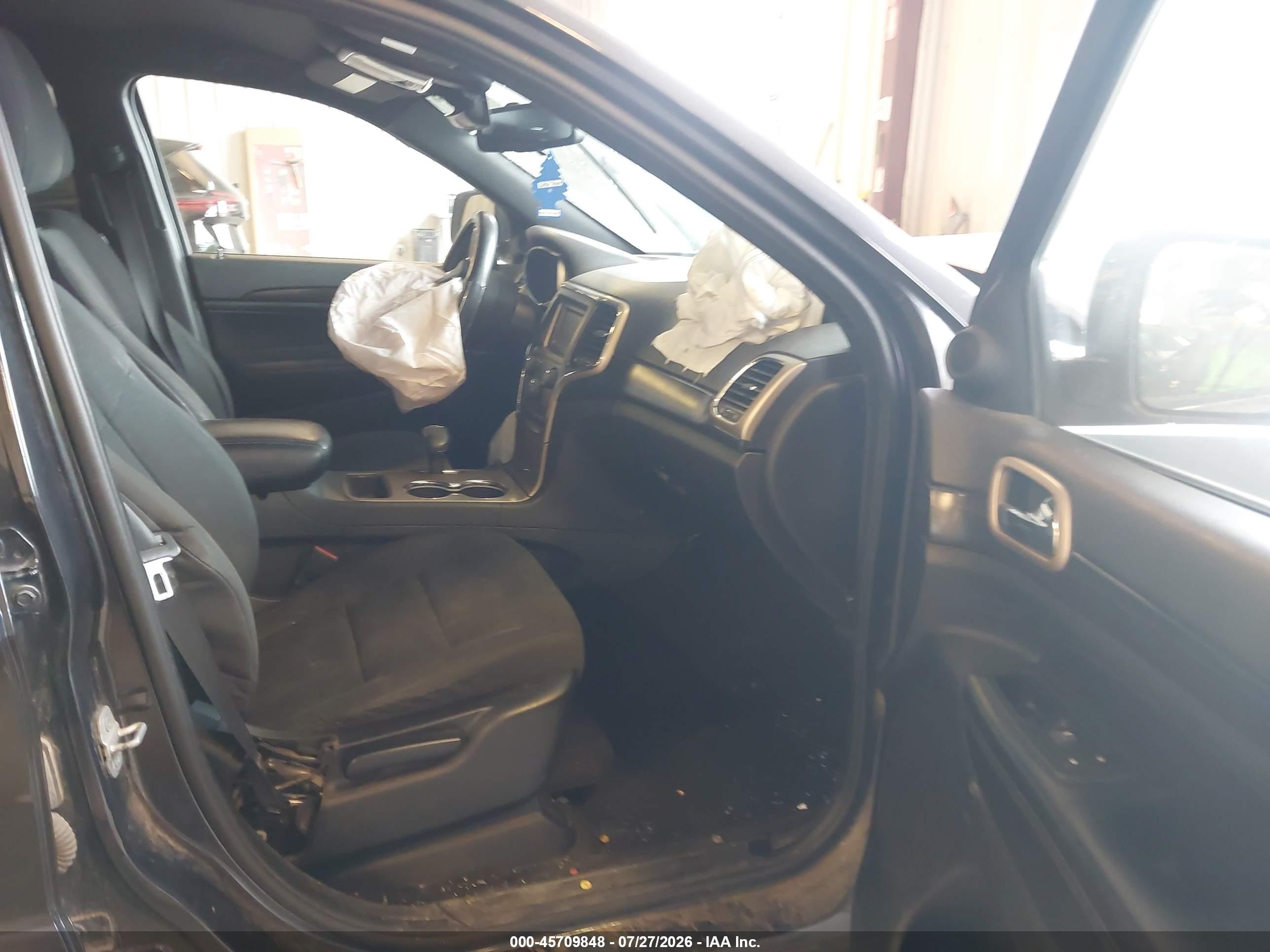 2014 Jeep Grand Cherokee Laredo Black vin: 1C4RJFAG1EC209028