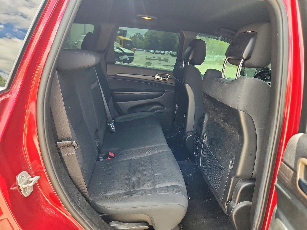 2014 Jeep Grand Cherokee Laredo Burgundy vin: 1C4RJFAG1EC326088