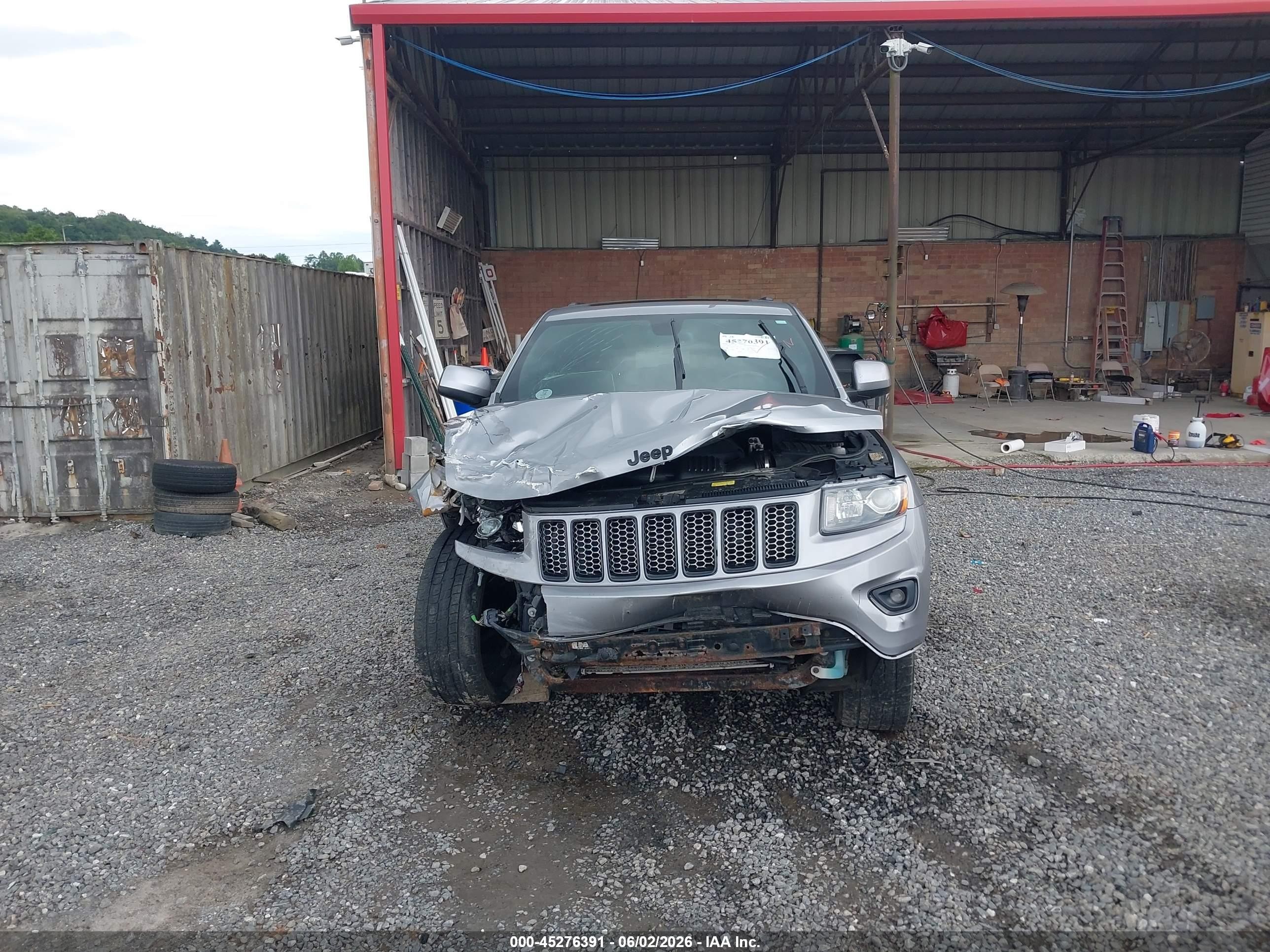 2014 Jeep Grand Cherokee Altitude Silver vin: 1C4RJFAG1EC549389