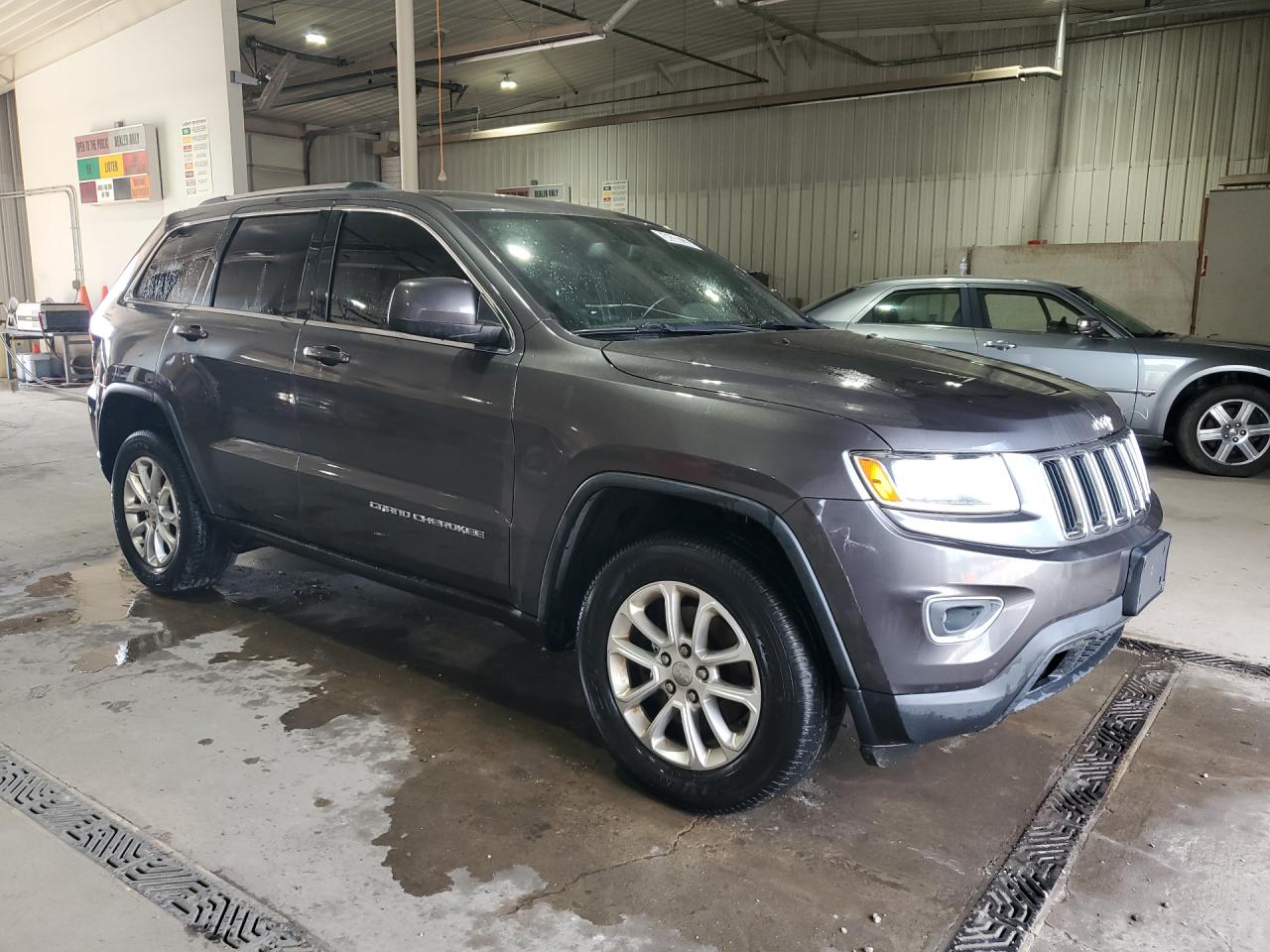 2015 Jeep Grand Cherokee Laredo Gray vin: 1C4RJFAG1FC212433 Damage: Front Bumper, Multiple Scratches Heavy, 3
