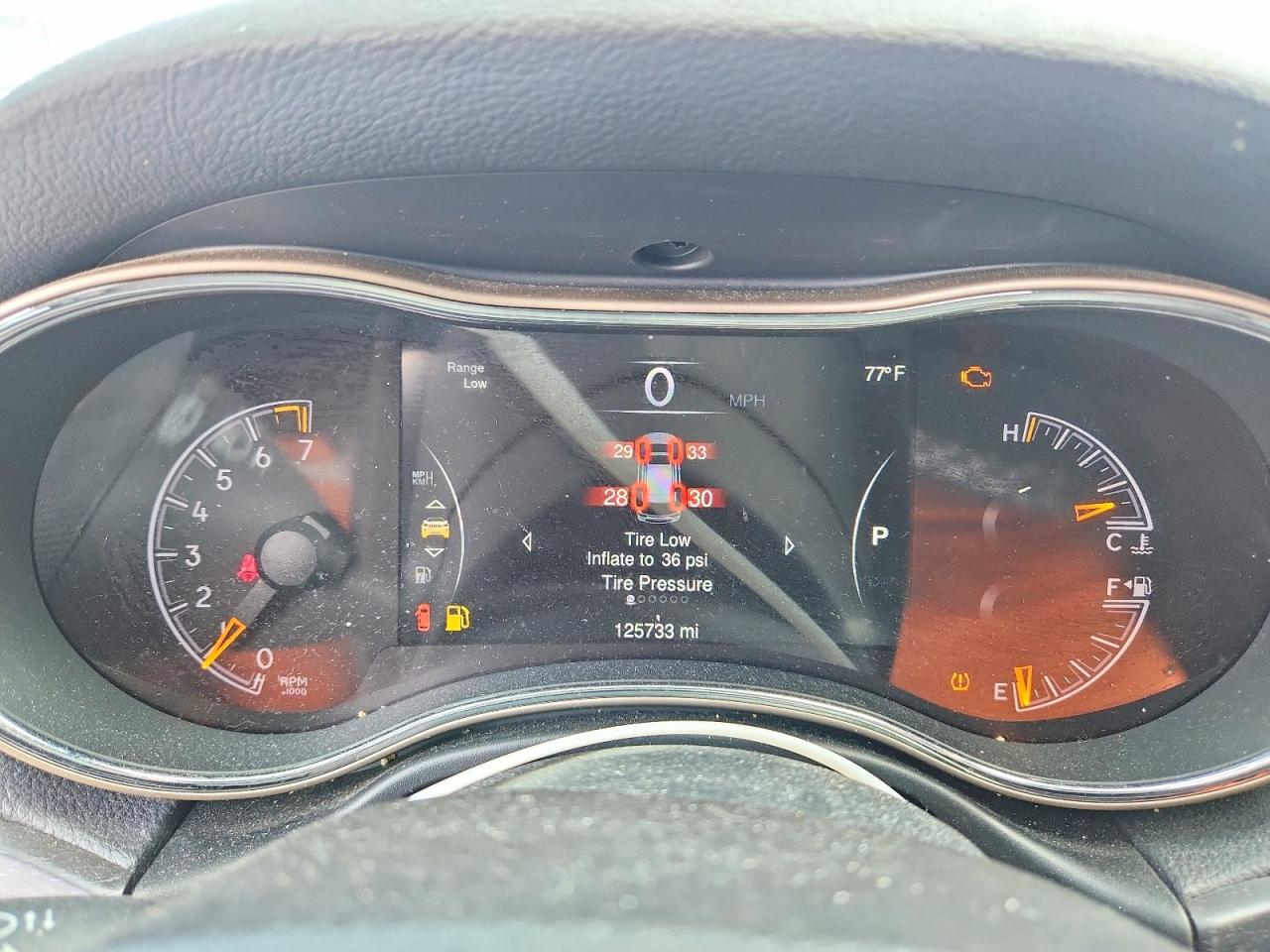 2015 Jeep Grand Cherokee Laredo Gray vin: 1C4RJFAG1FC212433
