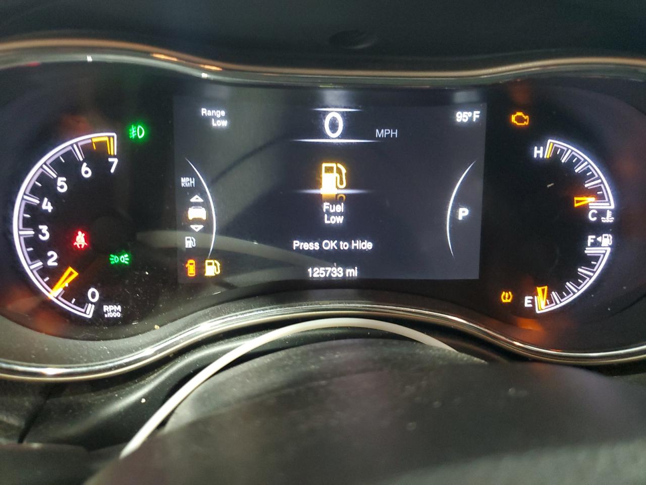 2015 Jeep Grand Cherokee Laredo Gray vin: 1C4RJFAG1FC212433 Damage: Warning Light - Engine, On, Unacceptable