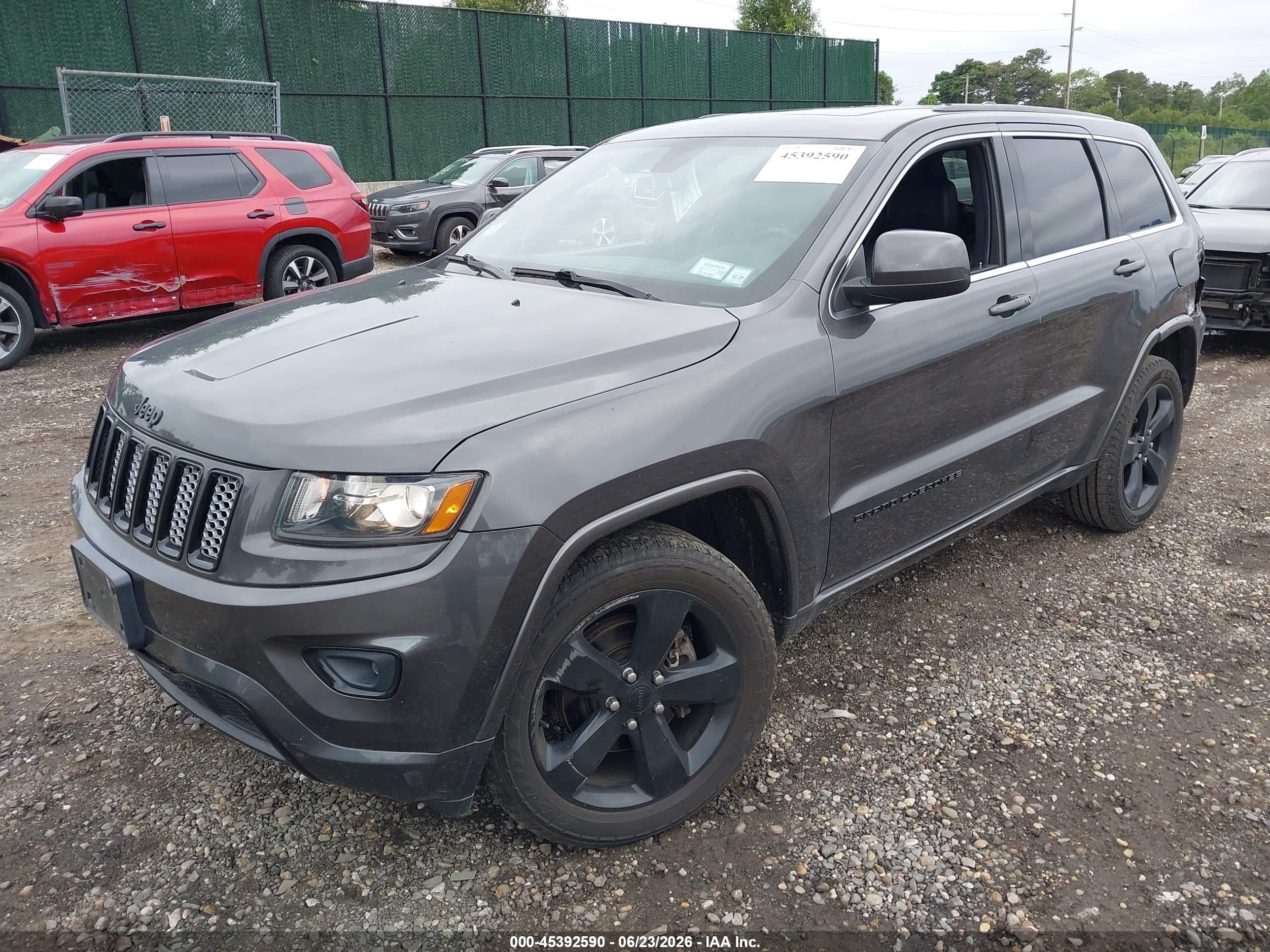 2015 Jeep Grand Cherokee Altitude Gray vin: 1C4RJFAG1FC224887