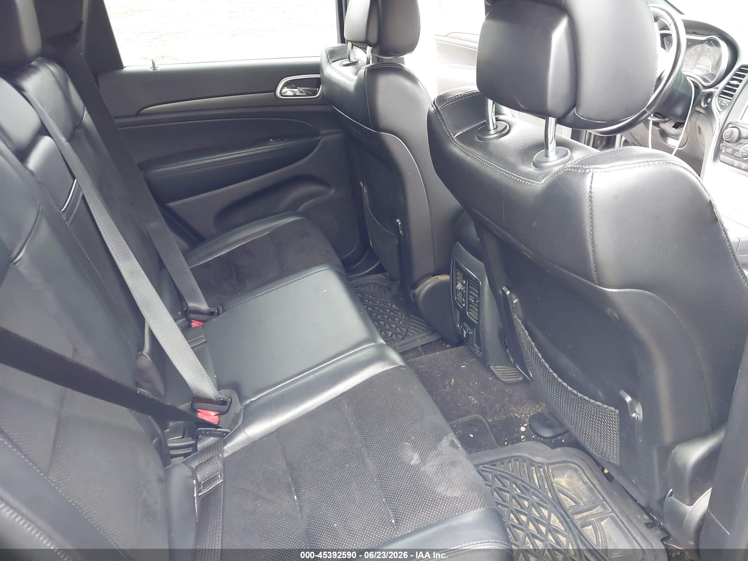 2015 Jeep Grand Cherokee Altitude Gray vin: 1C4RJFAG1FC224887