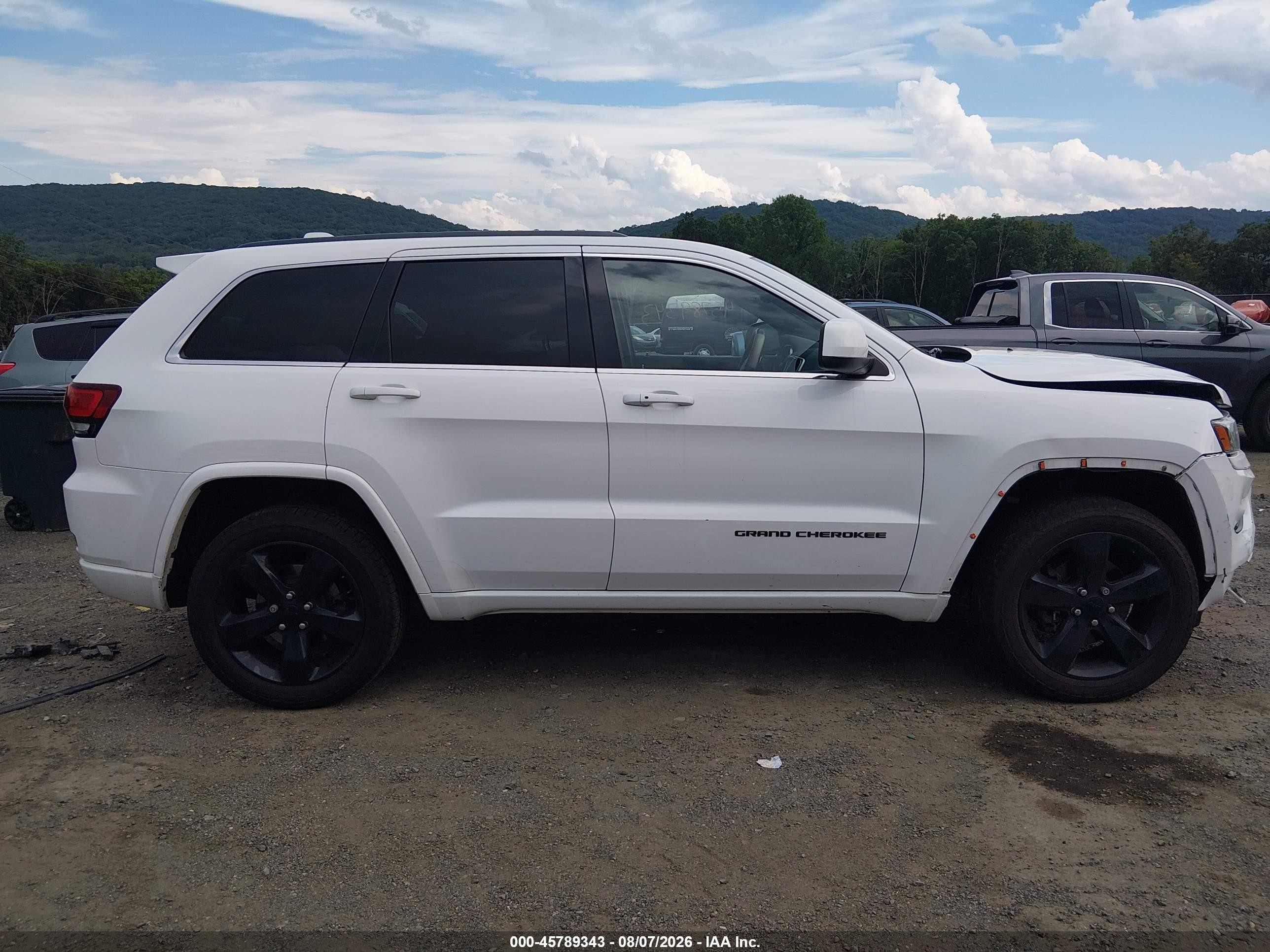 2015 Jeep Grand Cherokee Altitude White vin: 1C4RJFAG1FC226333