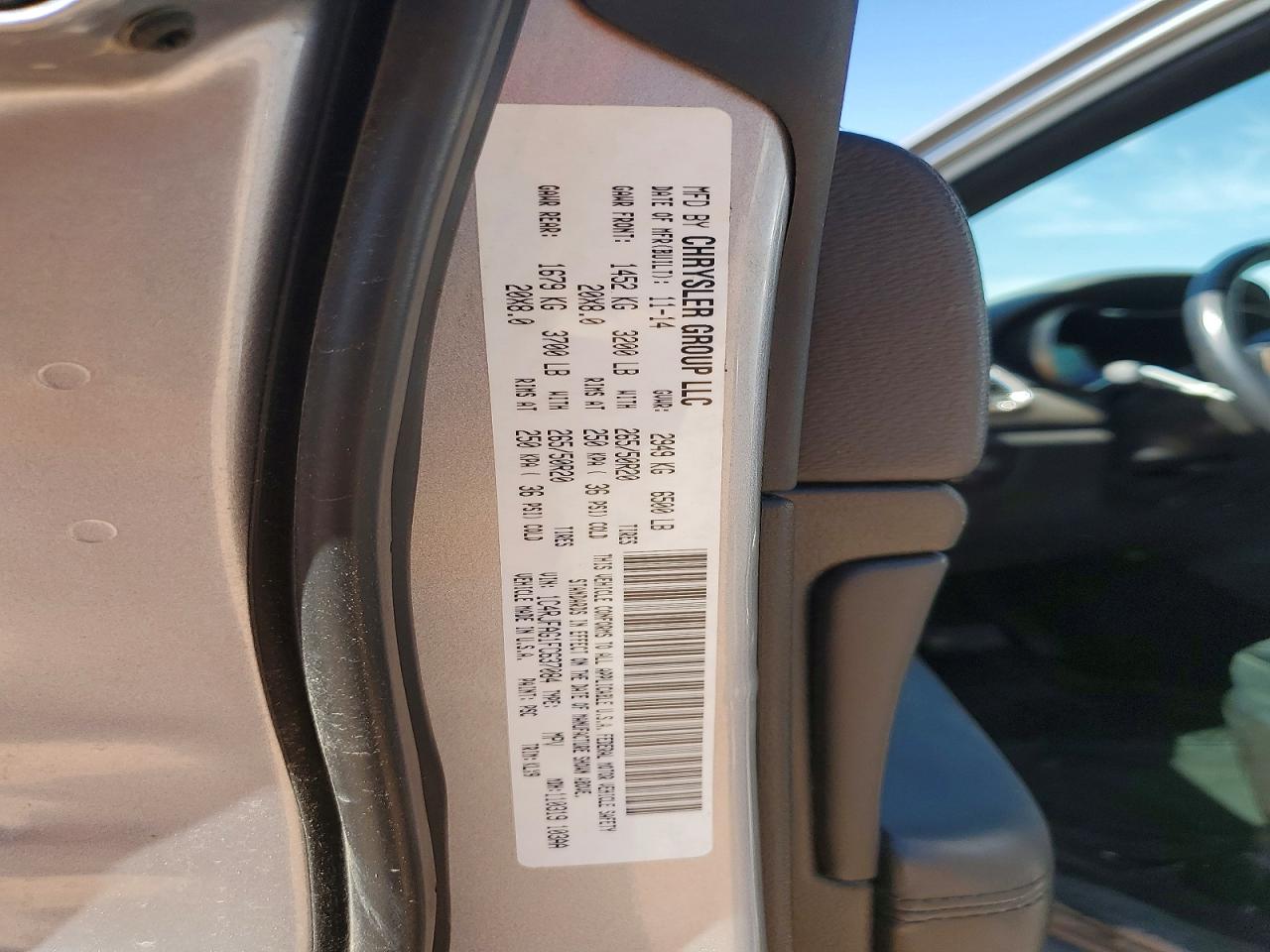 2015 Jeep Grand Cherokee Laredo Серебряный vin: 1C4RJFAG1FC637084