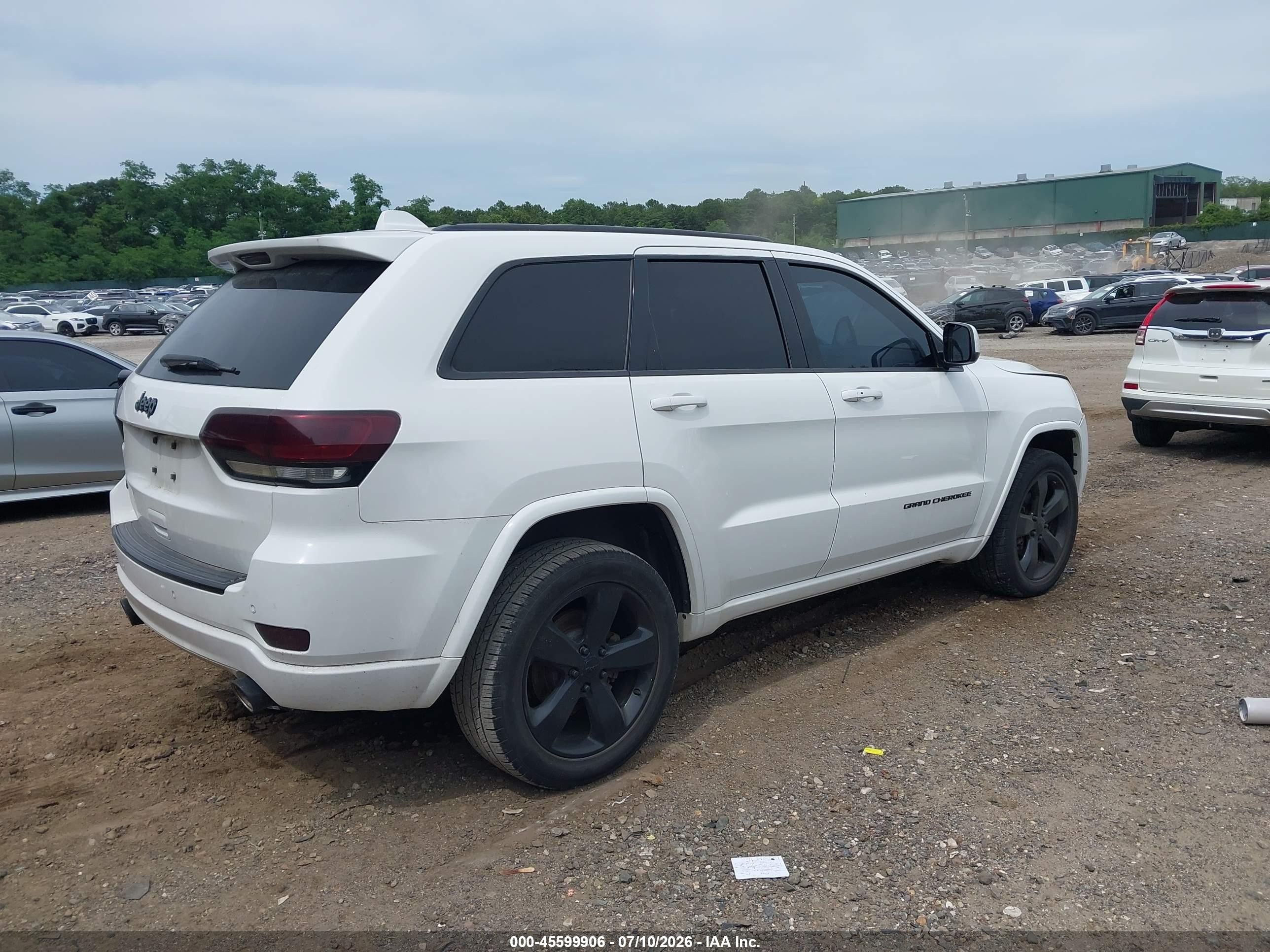 2015 Jeep Grand Cherokee Altitude White vin: 1C4RJFAG1FC674572