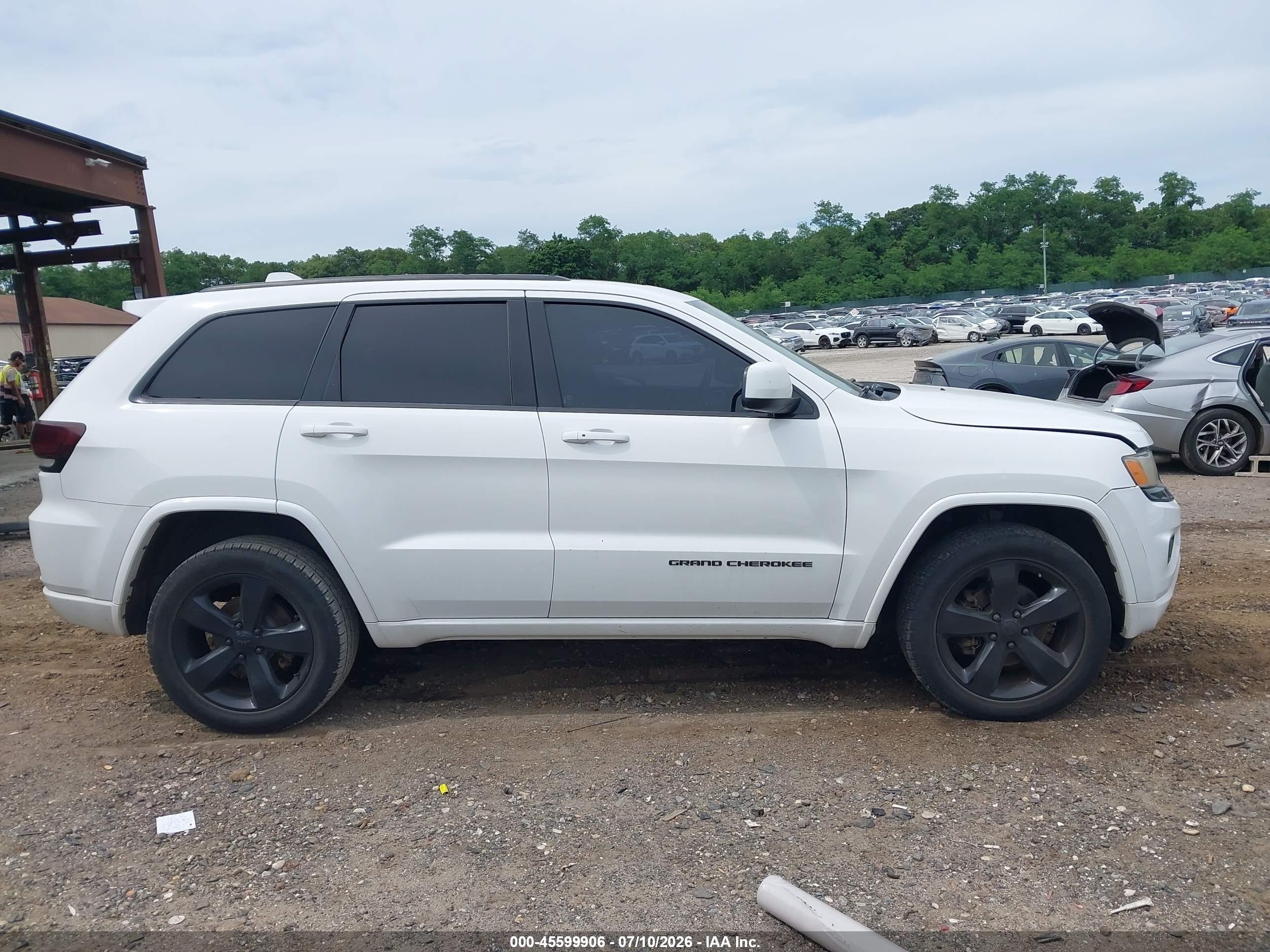 2015 Jeep Grand Cherokee Altitude White vin: 1C4RJFAG1FC674572