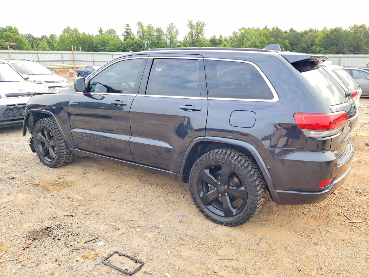 2015 Jeep Grand Cherokee Laredo Gray vin: 1C4RJFAG1FC682204
