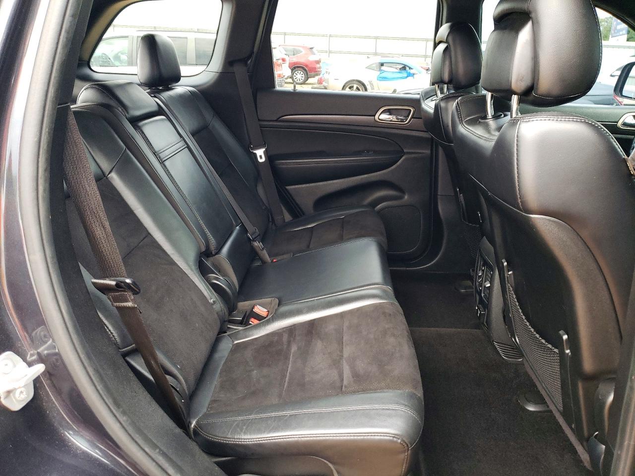 2015 Jeep Grand Cherokee Laredo Gray vin: 1C4RJFAG1FC682204