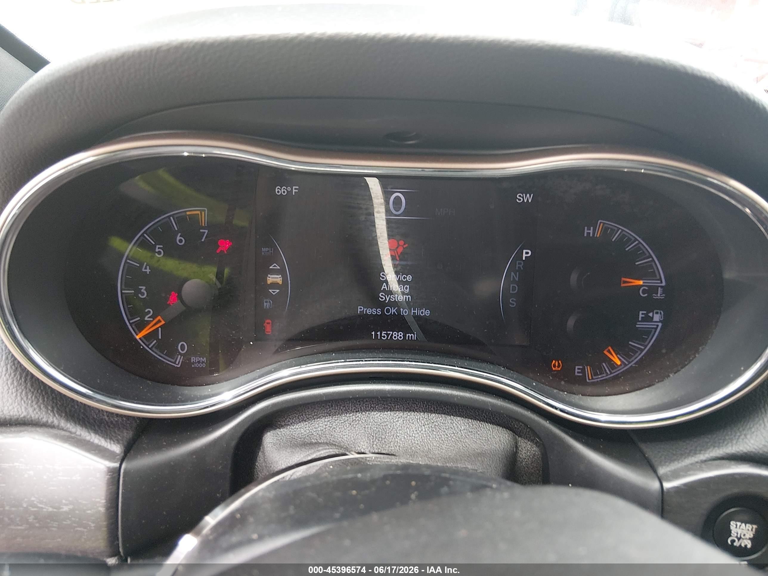 2015 Jeep Grand Cherokee Laredo Gray vin: 1C4RJFAG1FC736391