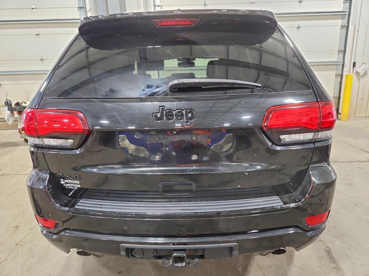 2015 Jeep Grand Cherokee Laredo Black vin: 1C4RJFAG1FC852853