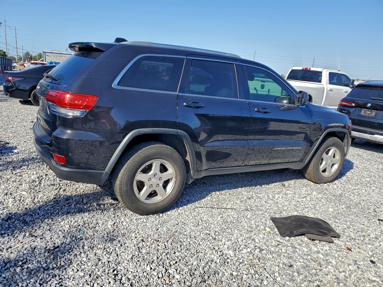 2015 Jeep Grand Cherokee Laredo Черный vin: 1C4RJFAG1FC871175