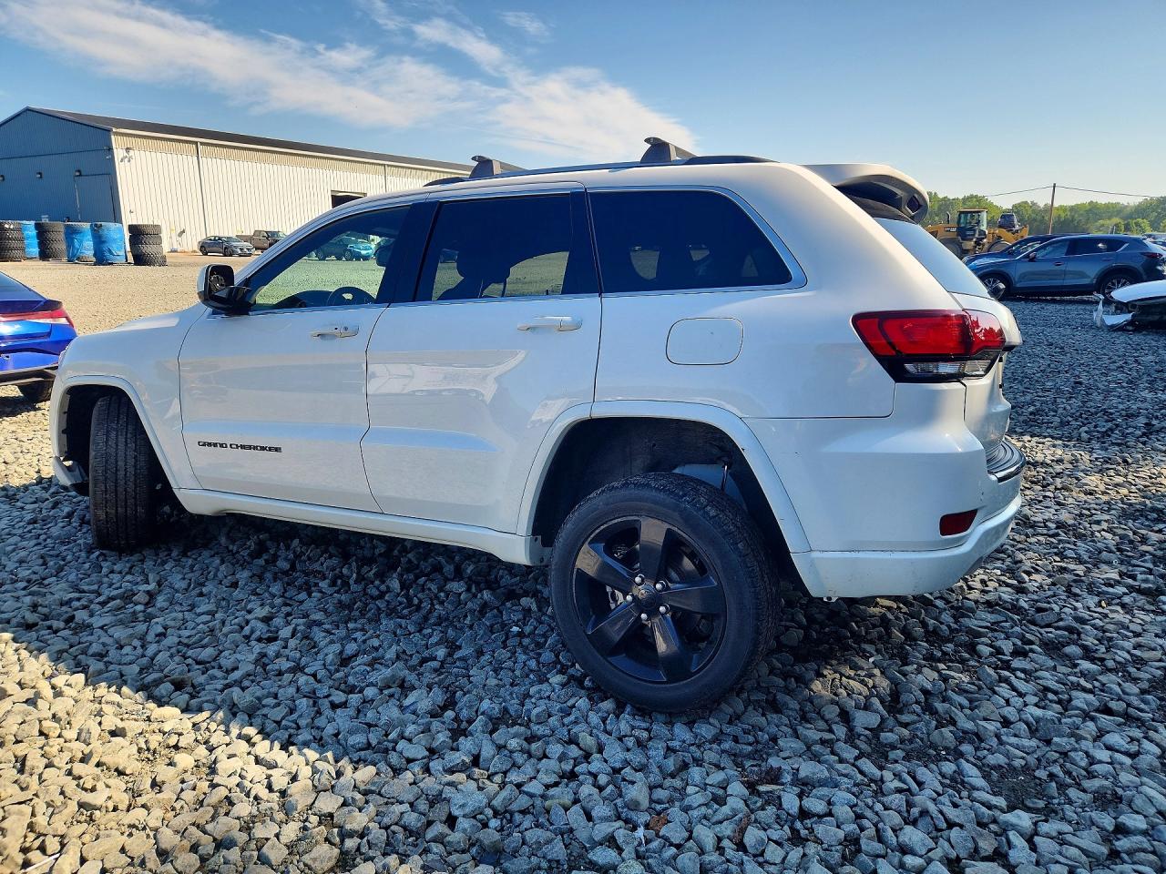 2015 Jeep Grand Cherokee Laredo White vin: 1C4RJFAG1FC918298