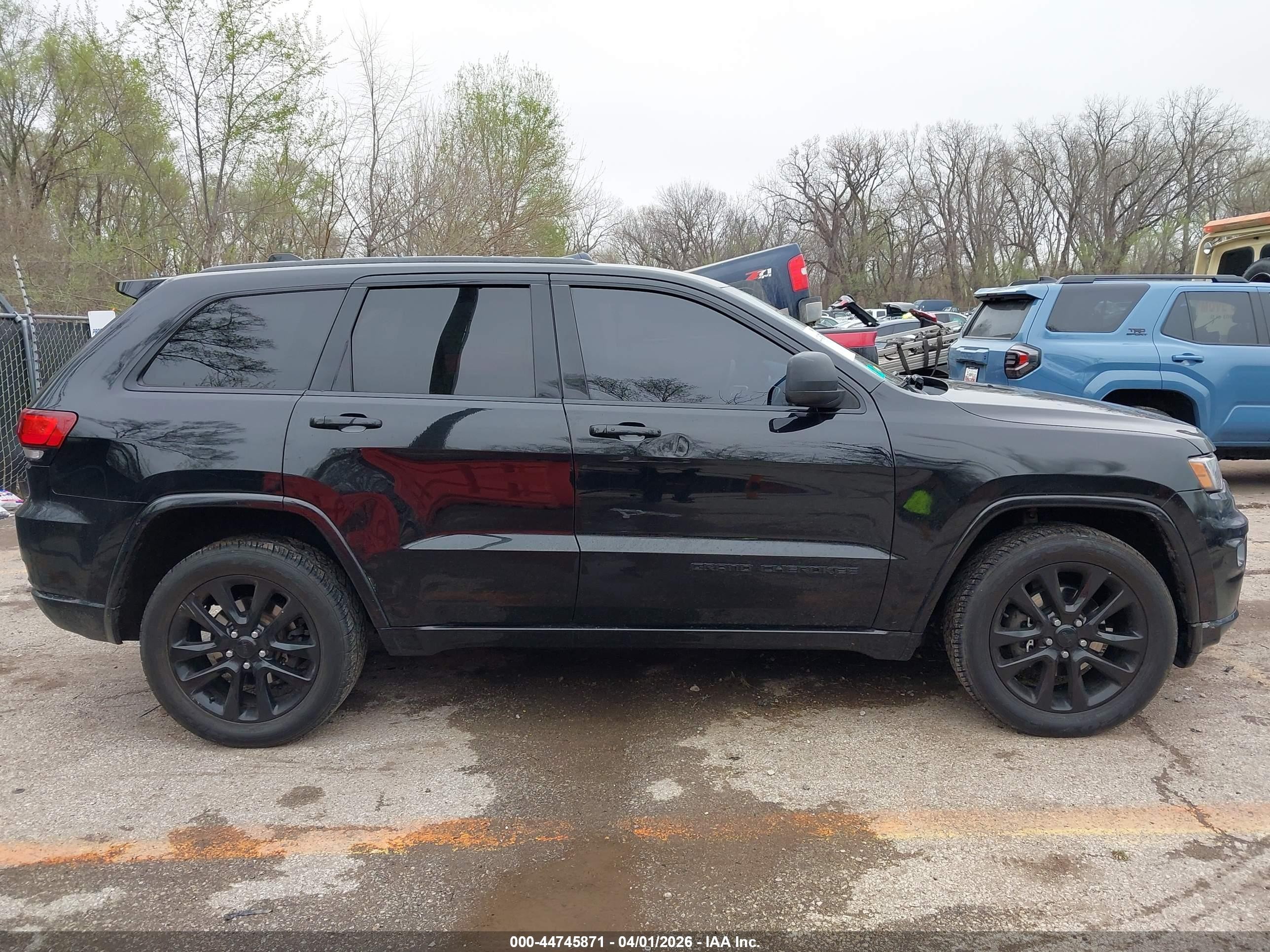 2017 Jeep Grand Cherokee Altitude 4x4 Black vin: 1C4RJFAG1HC751721