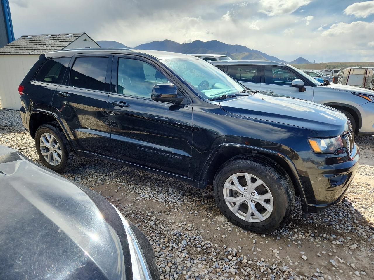 2017 Jeep Grand Cherokee Laredo Black vin: 1C4RJFAG1HC763173