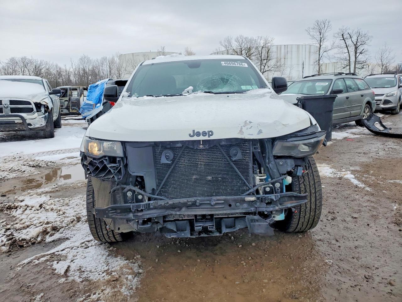 2019 Jeep Grand Cherokee Laredo White vin: 1C4RJFAG1KC547265