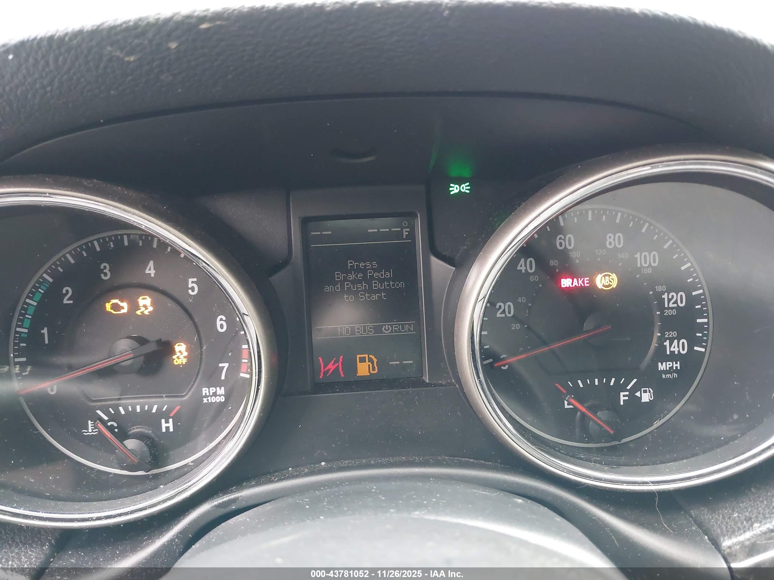 2012 Jeep Grand Cherokee Laredo Gray vin: 1C4RJFAG2CC107914