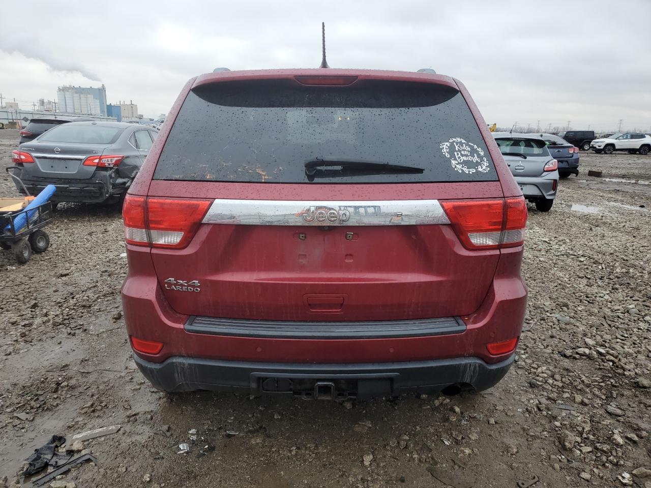 2012 Jeep Grand Cherokee Laredo Red vin: 1C4RJFAG2CC124342