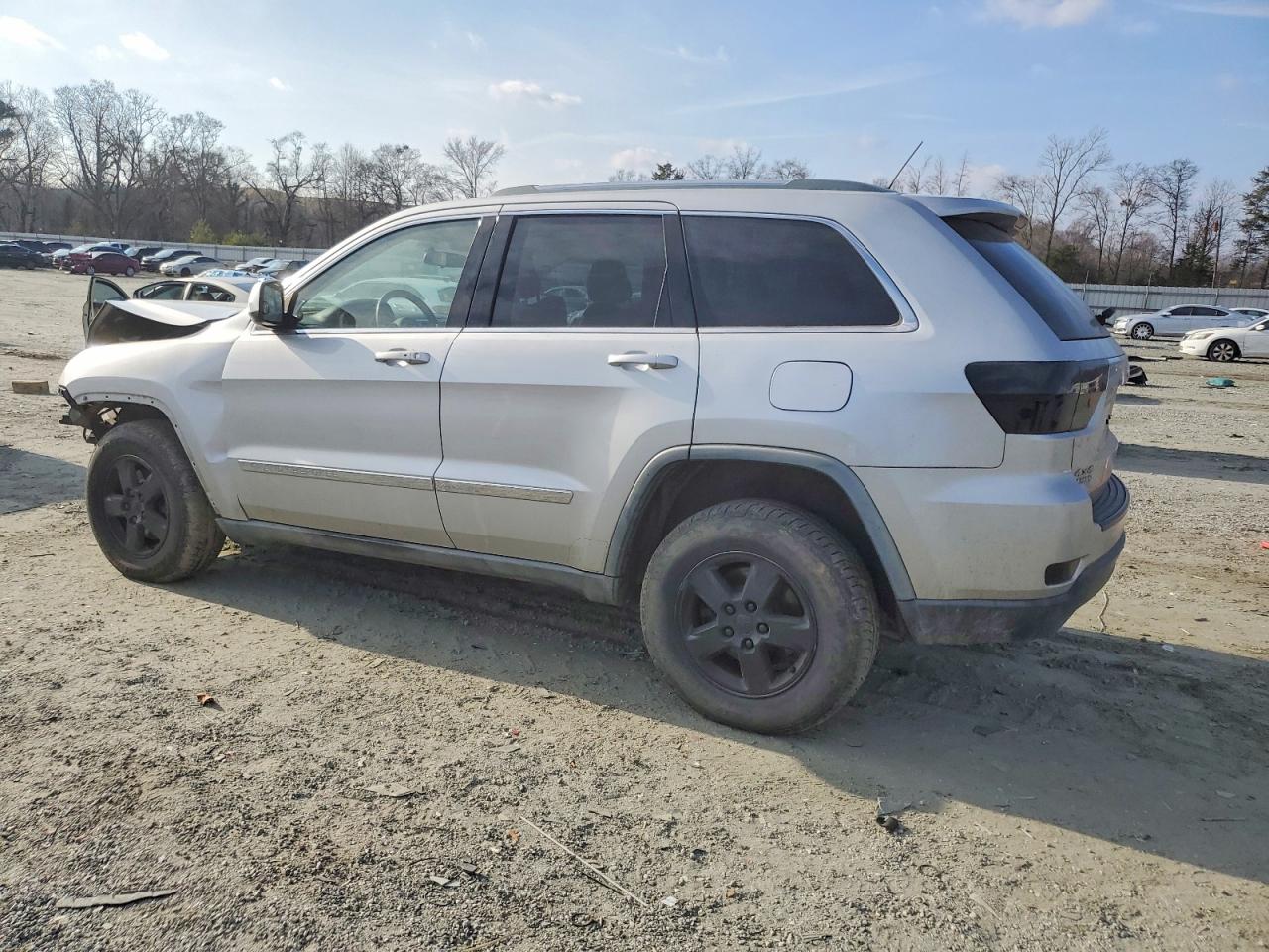 2012 Jeep Grand Cherokee Laredo Серебряный vin: 1C4RJFAG2CC148740