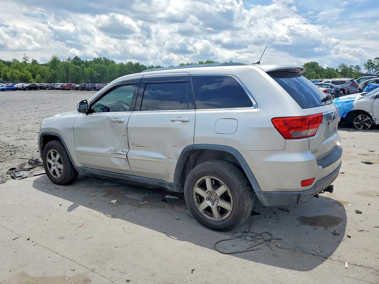2012 Jeep Grand Cherokee Laredo Silver vin: 1C4RJFAG2CC149855
