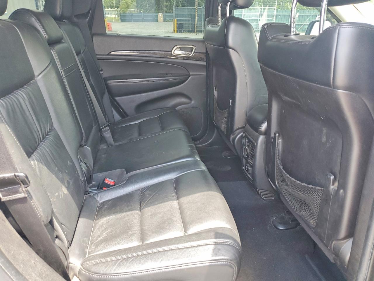 2012 Jeep Grand Cherokee Laredo Silver vin: 1C4RJFAG2CC149855