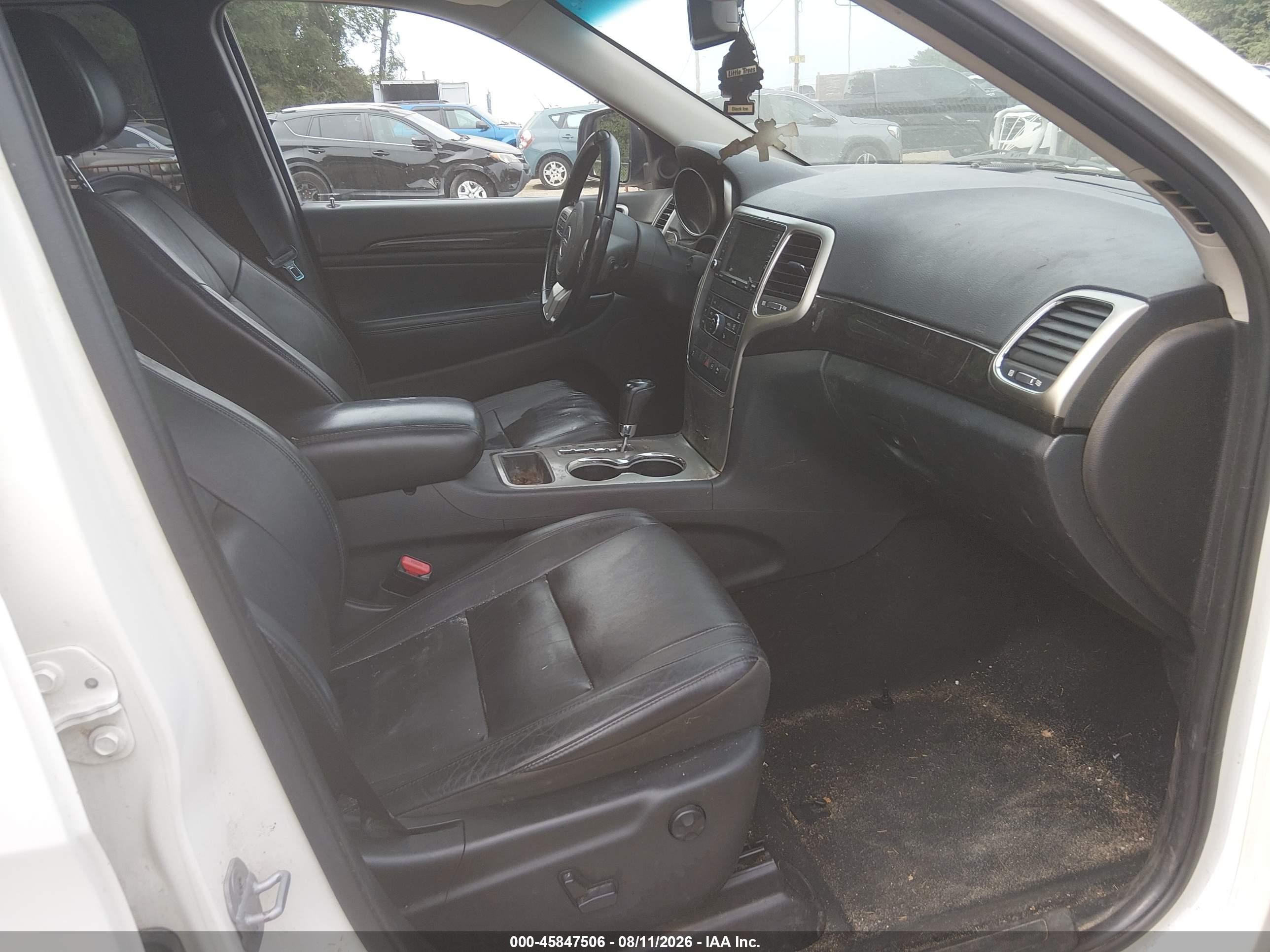 2012 Jeep Grand Cherokee Laredo Белый vin: 1C4RJFAG2CC163996