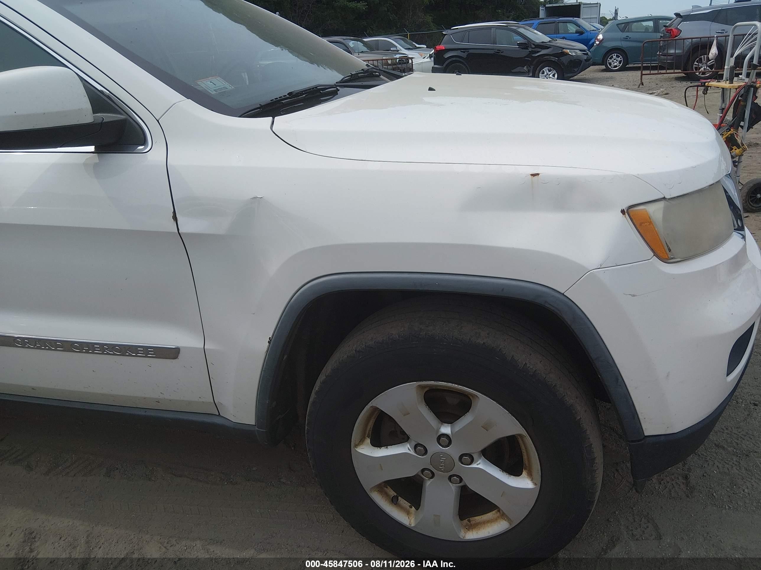 2012 Jeep Grand Cherokee Laredo Белый vin: 1C4RJFAG2CC163996