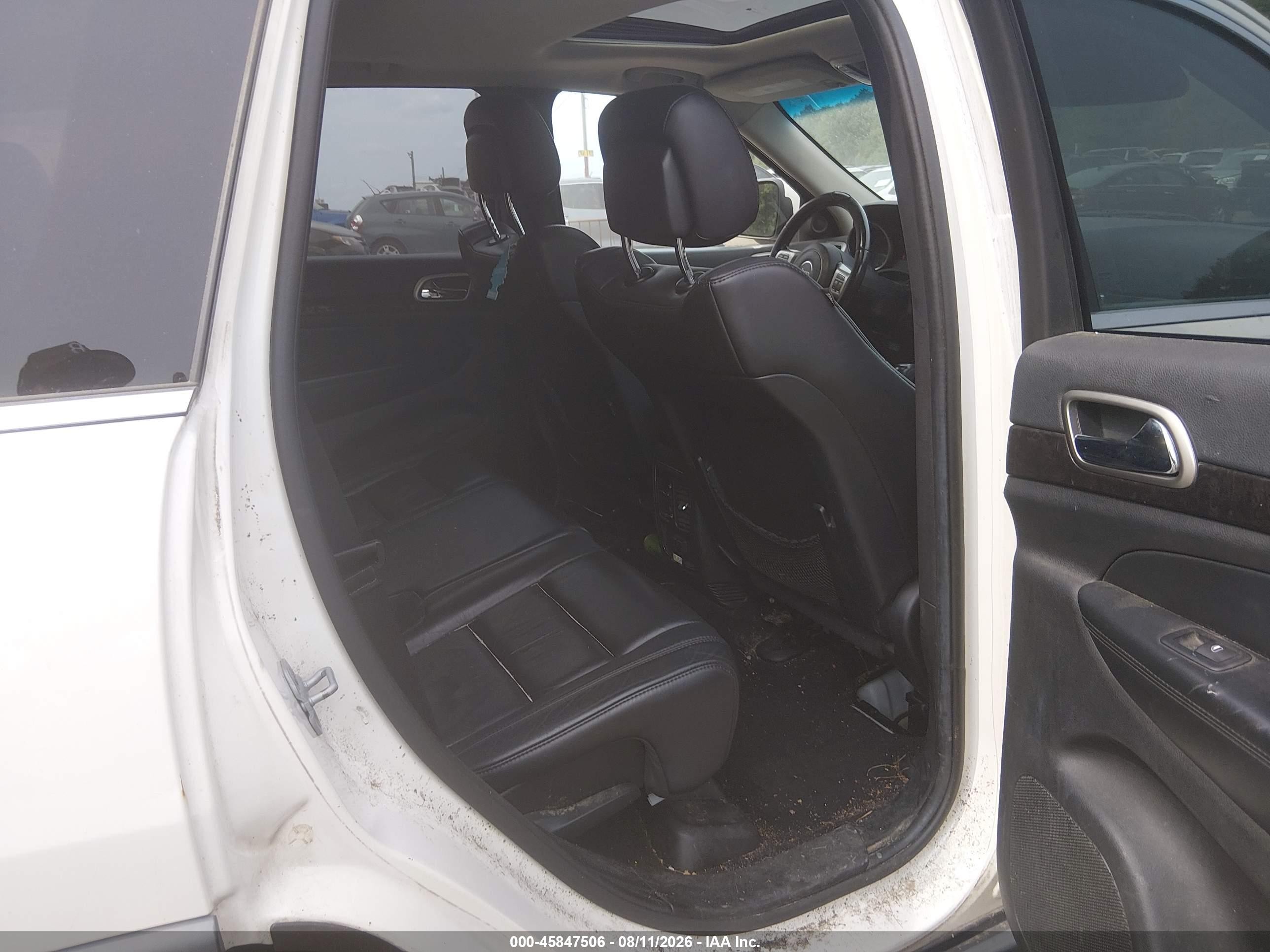 2012 Jeep Grand Cherokee Laredo Белый vin: 1C4RJFAG2CC163996