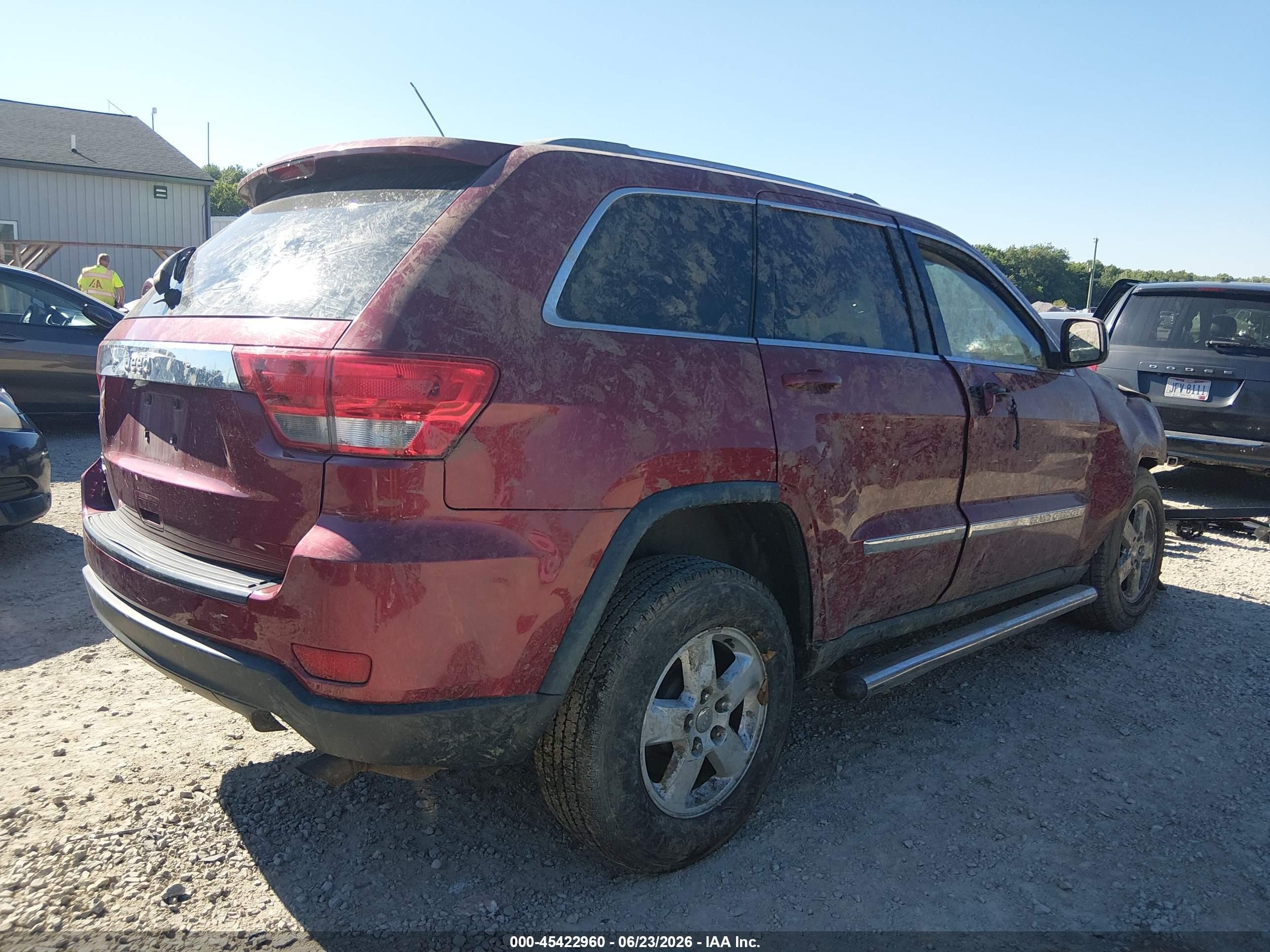 2012 Jeep Grand Cherokee Laredo Burgundy vin: 1C4RJFAG2CC221525
