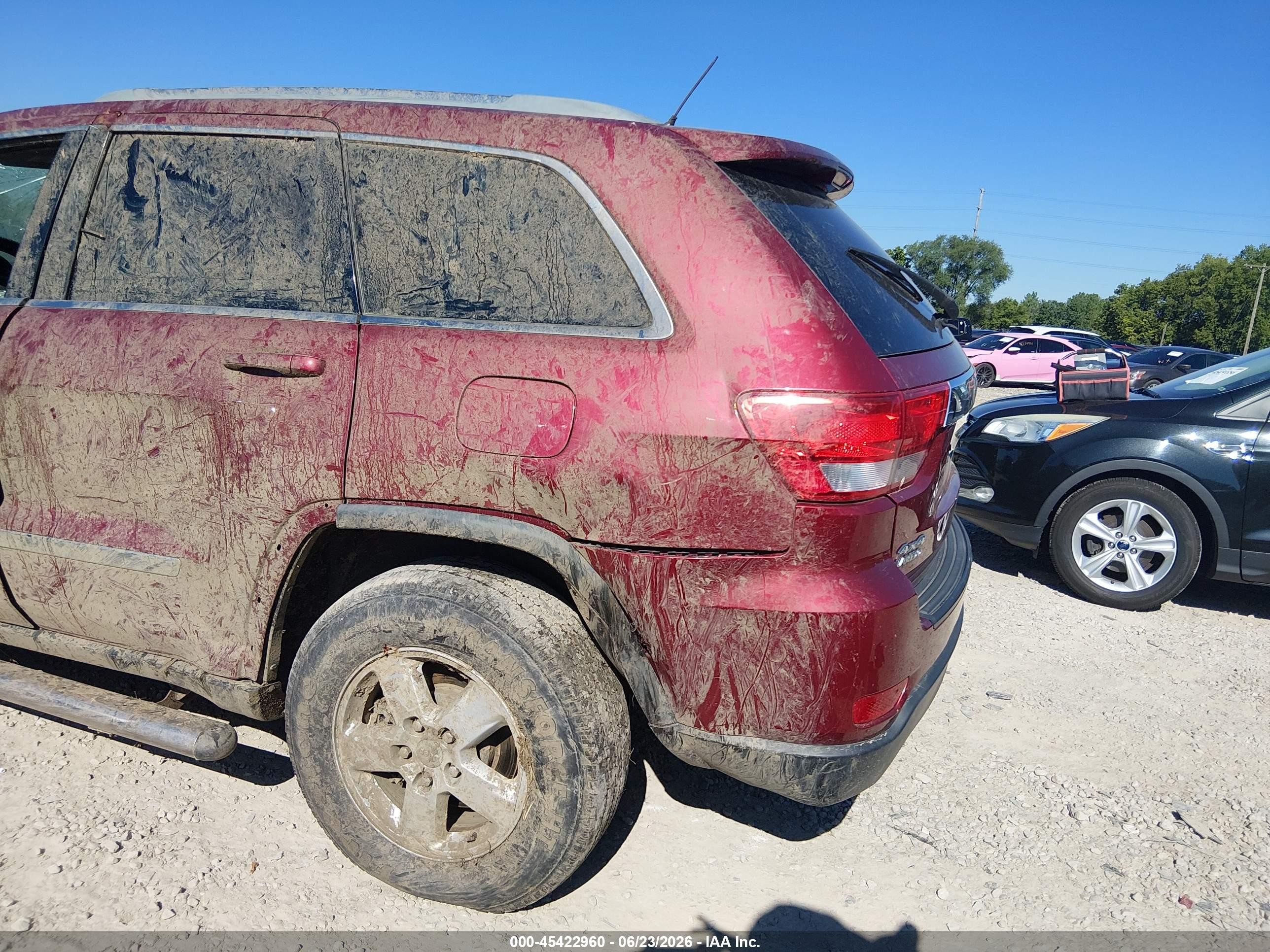 2012 Jeep Grand Cherokee Laredo Burgundy vin: 1C4RJFAG2CC221525