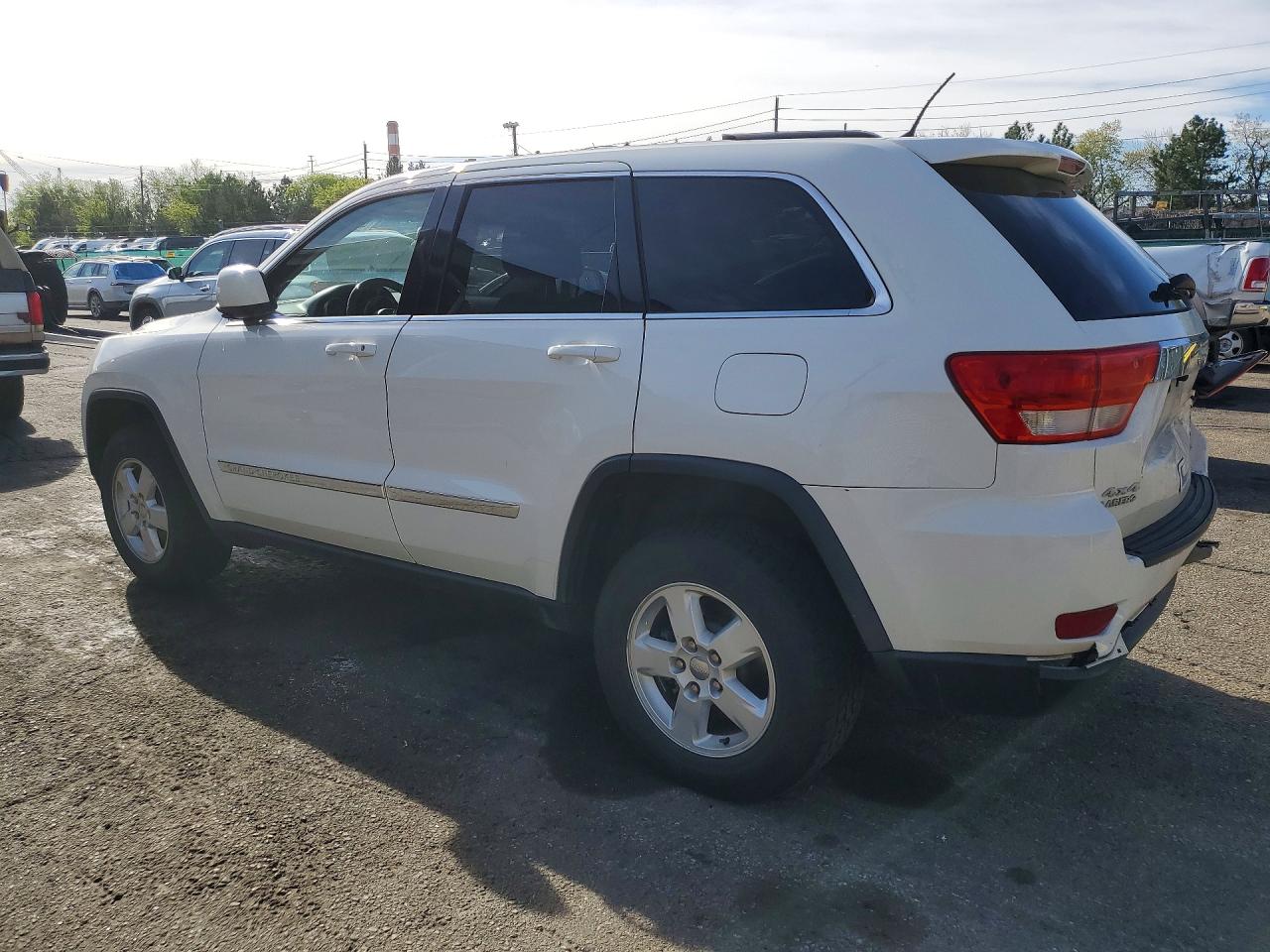 2012 Jeep Grand Cherokee Laredo White vin: 1C4RJFAG2CC250118