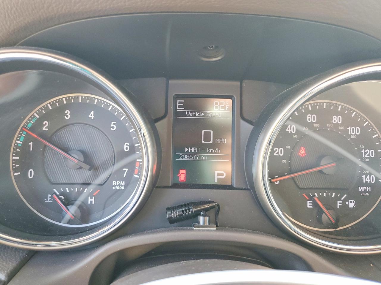 2012 Jeep Grand Cherokee Laredo White vin: 1C4RJFAG2CC250118