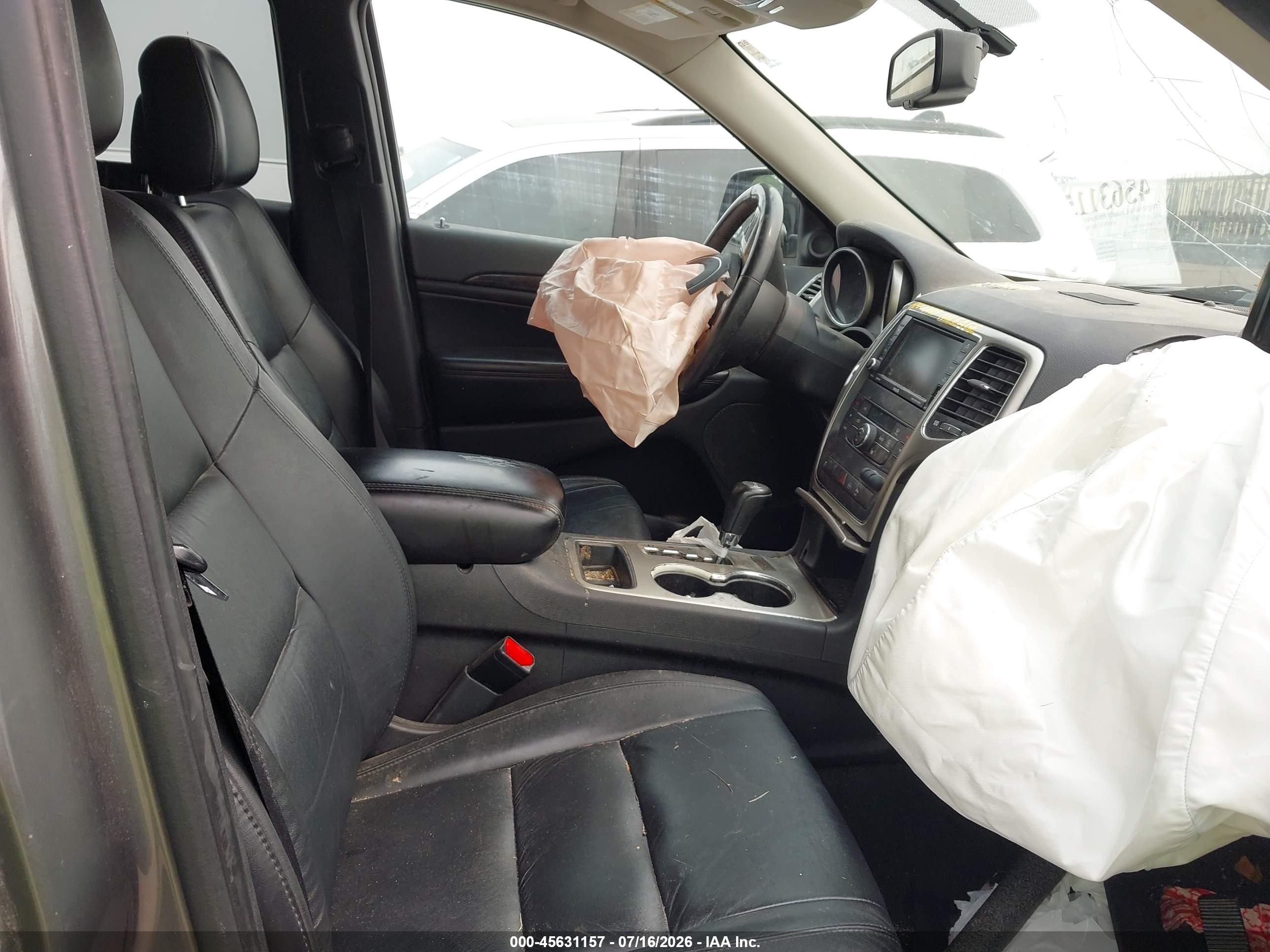 2012 Jeep Grand Cherokee Laredo Gray vin: 1C4RJFAG2CC263127