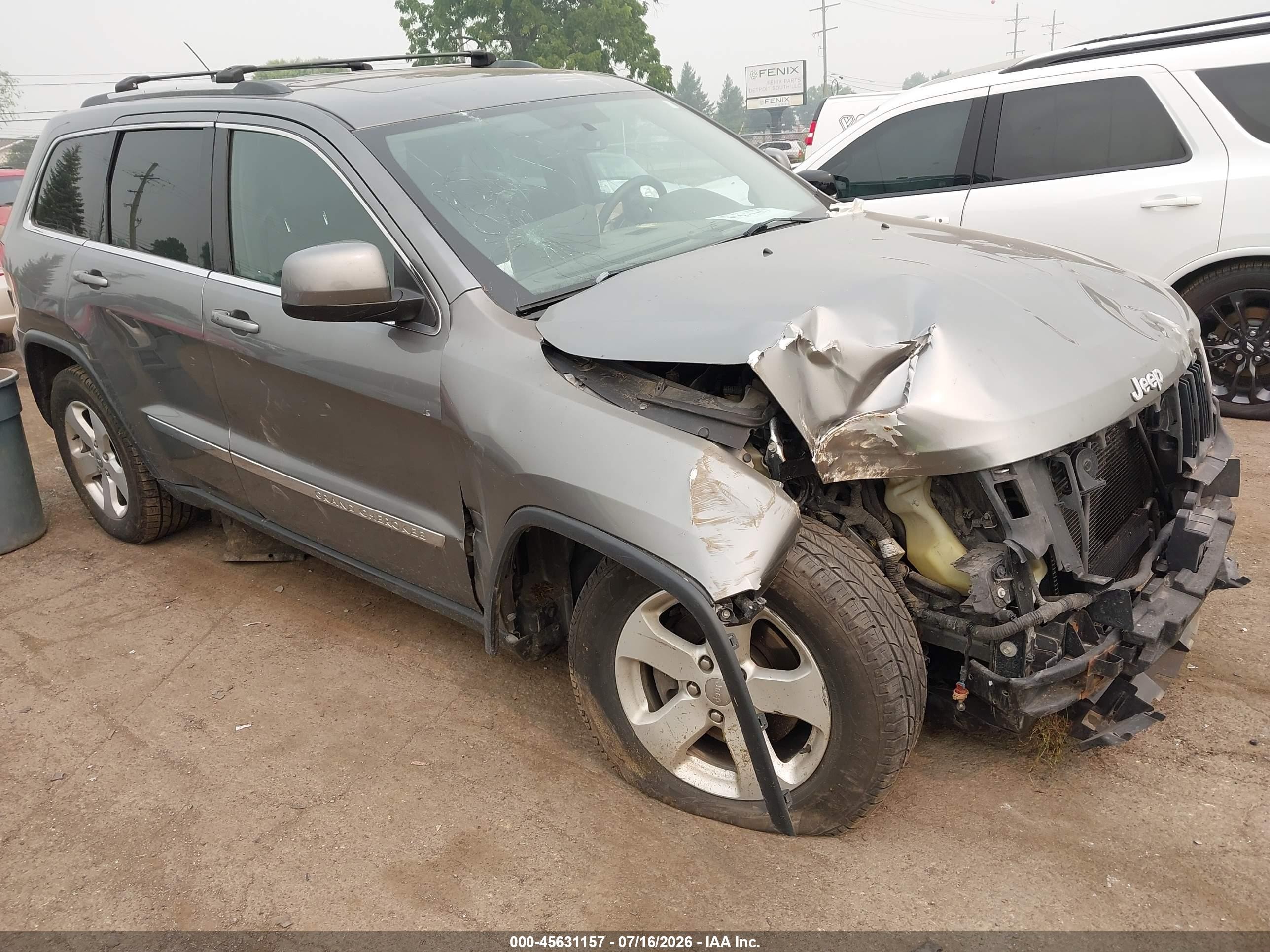 2012 Jeep Grand Cherokee Laredo Gray vin: 1C4RJFAG2CC263127