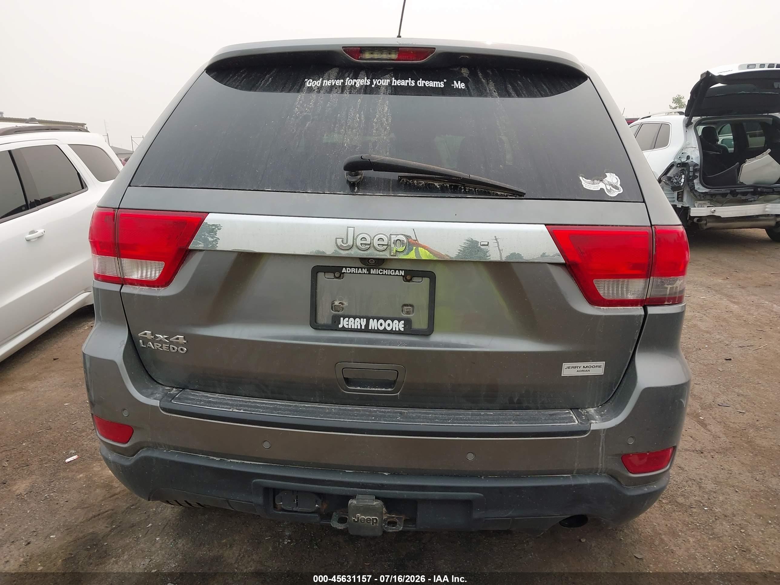 2012 Jeep Grand Cherokee Laredo Gray vin: 1C4RJFAG2CC263127