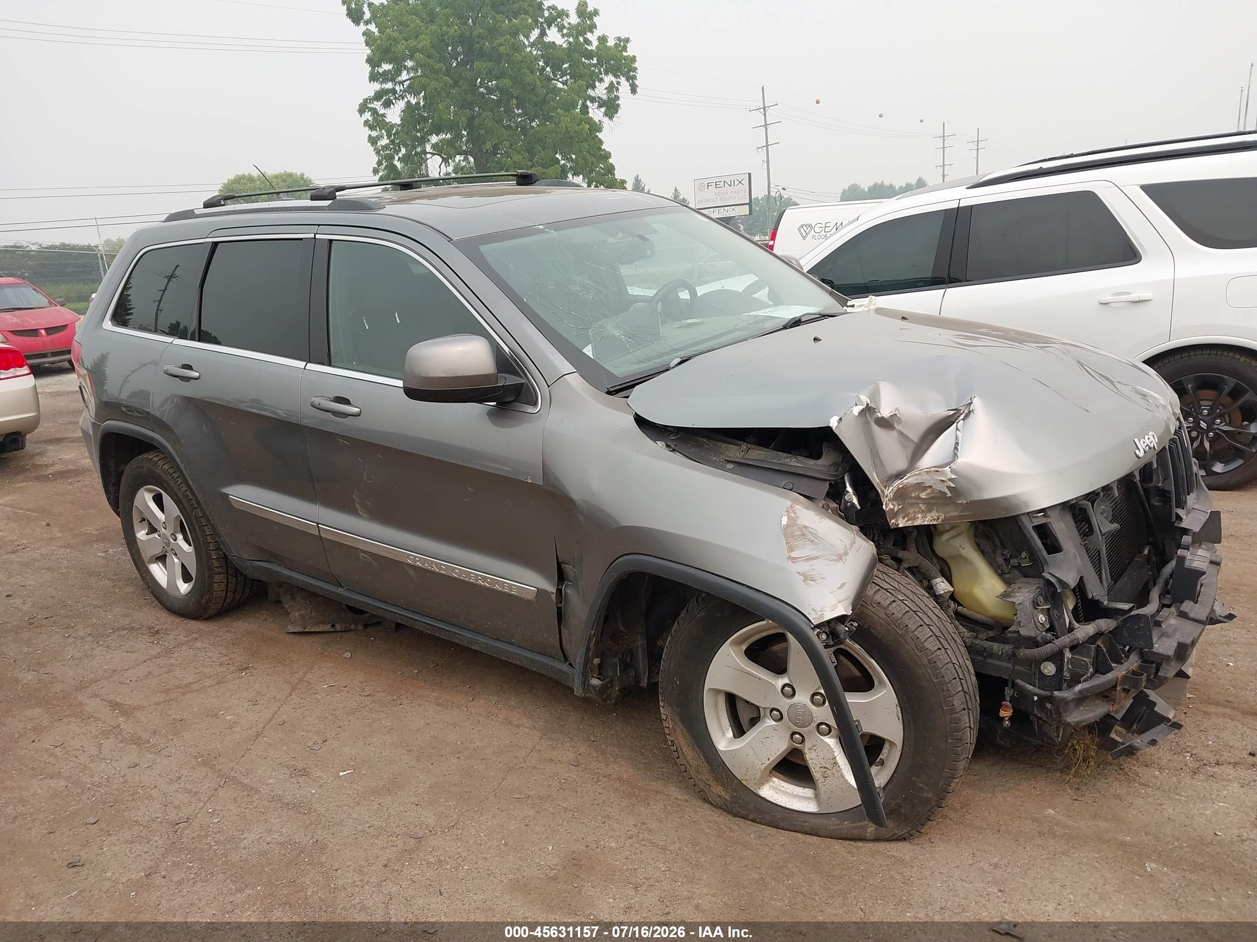 2012 Jeep Grand Cherokee Laredo Gray vin: 1C4RJFAG2CC263127