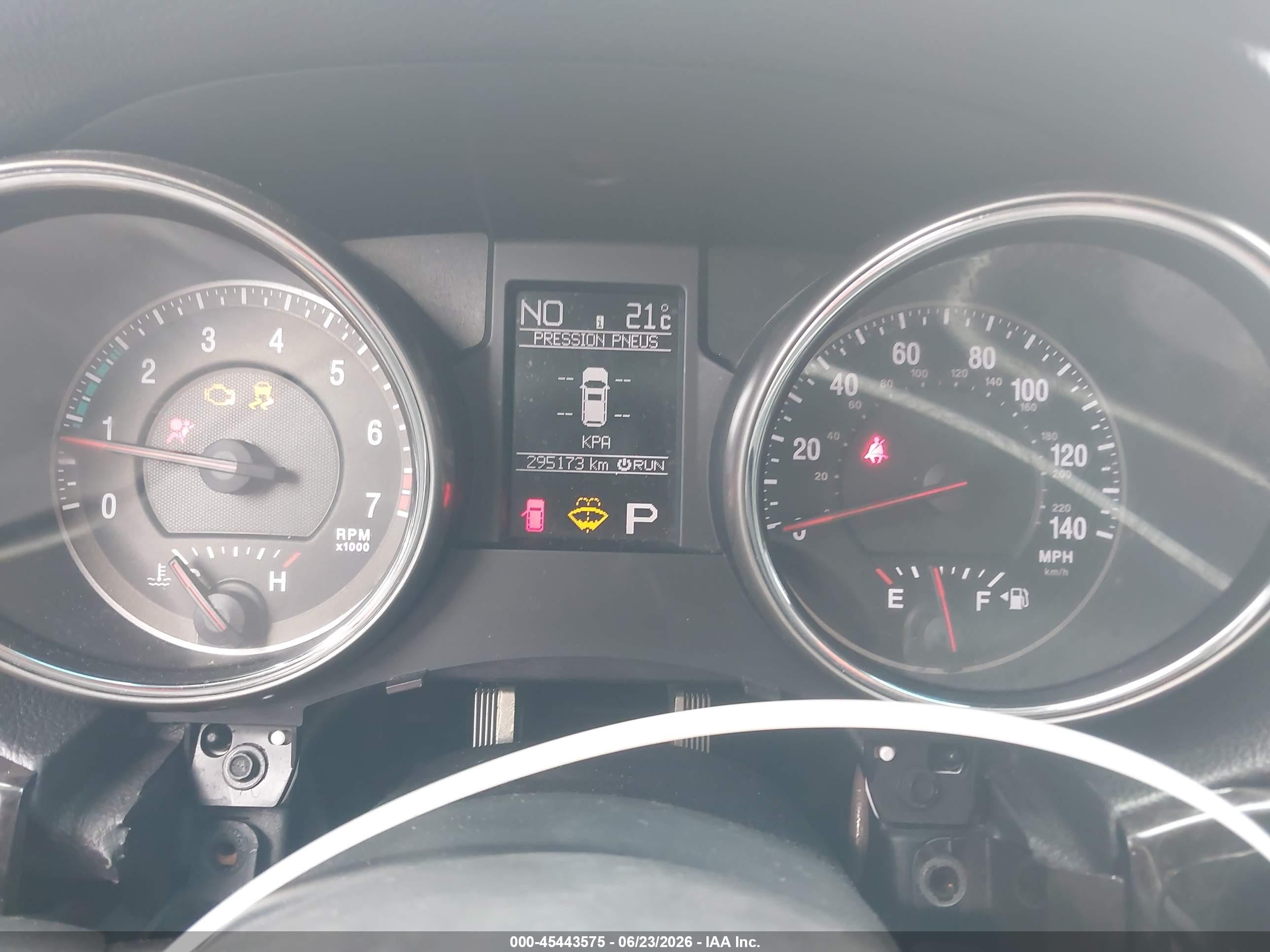 2012 Jeep Grand Cherokee Laredo Серый vin: 1C4RJFAG2CC288030