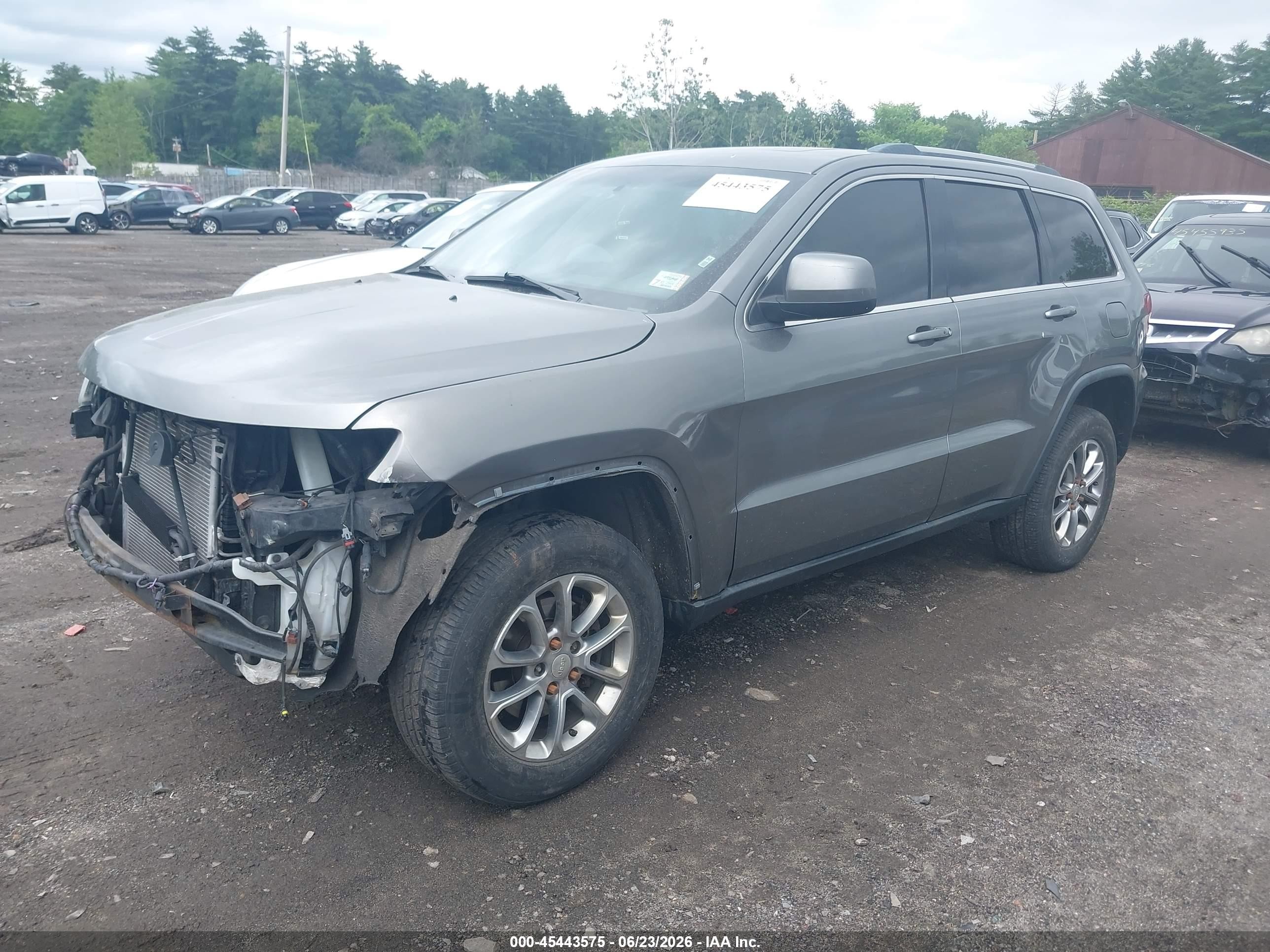 2012 Jeep Grand Cherokee Laredo Серый vin: 1C4RJFAG2CC288030