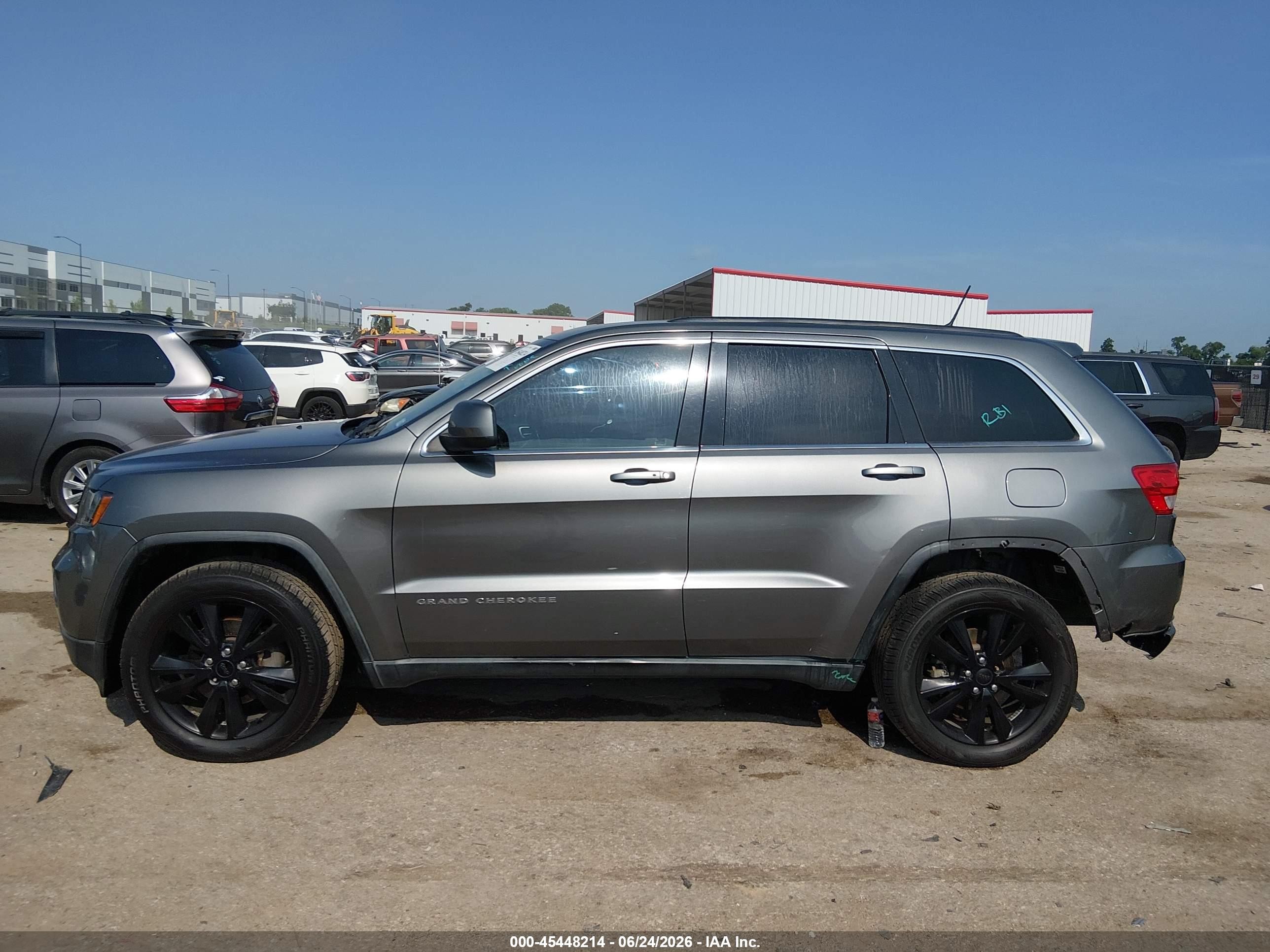 2012 Jeep Grand Cherokee Laredo Gray vin: 1C4RJFAG2CC329532