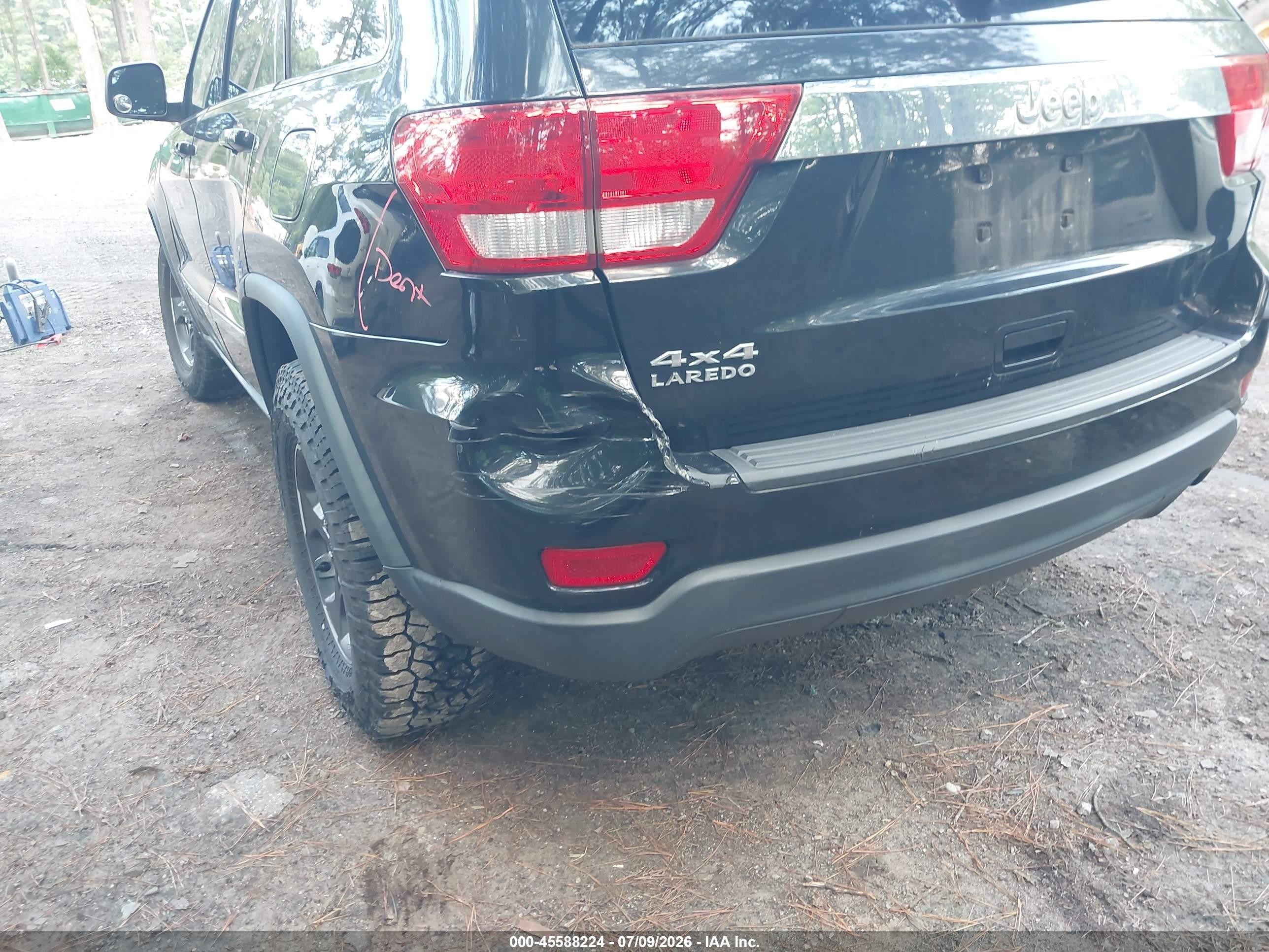 2012 Jeep Grand Cherokee Laredo Black vin: 1C4RJFAG2CC333273