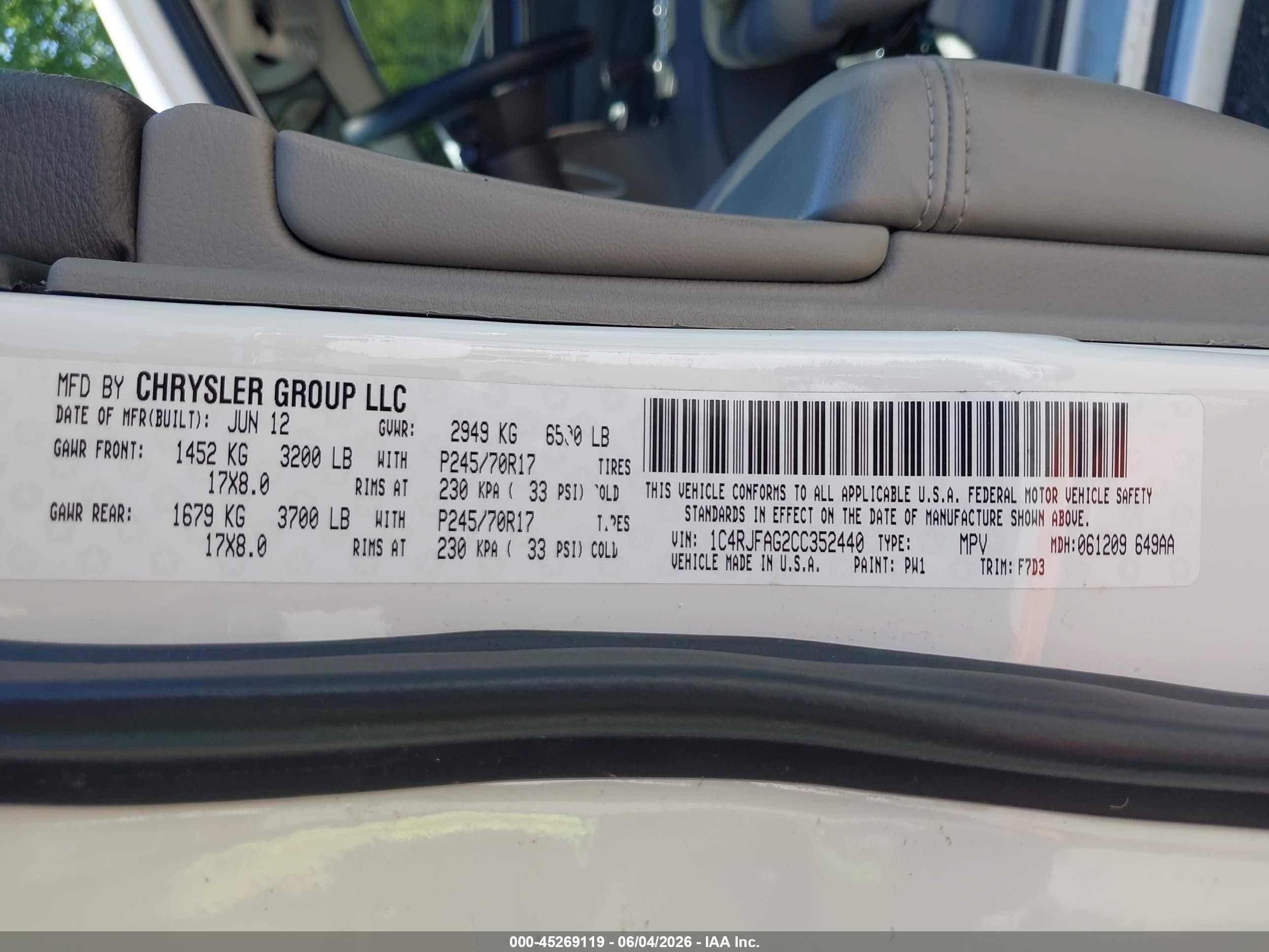 2012 Jeep Grand Cherokee Laredo White vin: 1C4RJFAG2CC352440