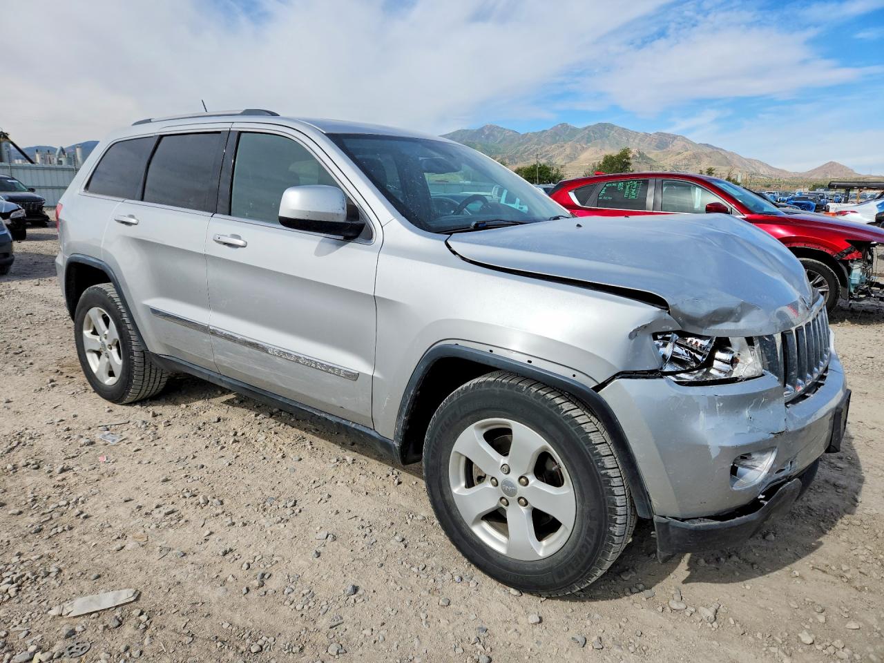 2013 Jeep Grand Cherokee Laredo Silver vin: 1C4RJFAG2DC502287