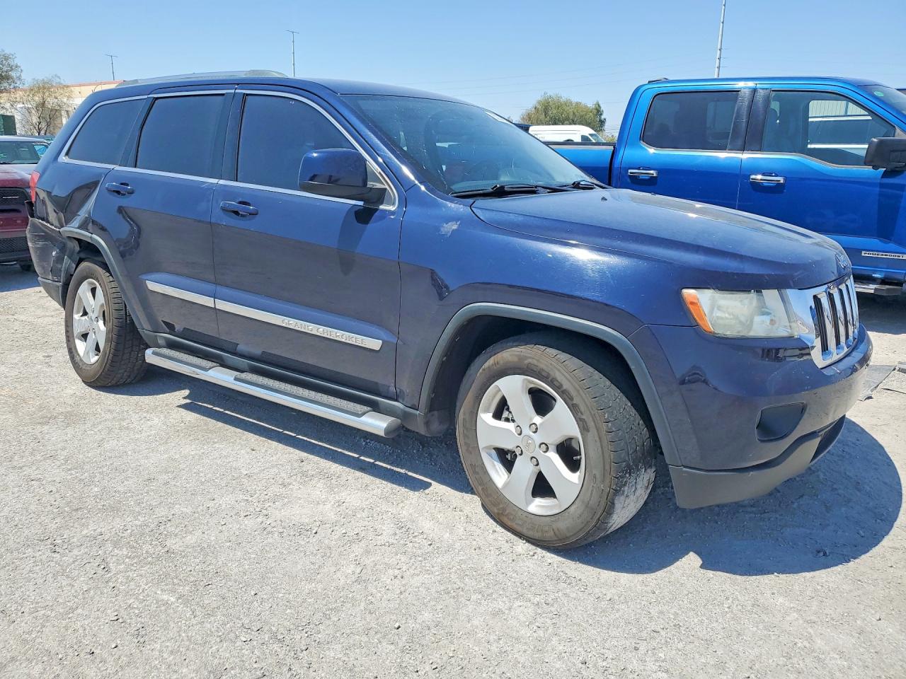 2013 Jeep Grand Cherokee Laredo Синий vin: 1C4RJFAG2DC548184