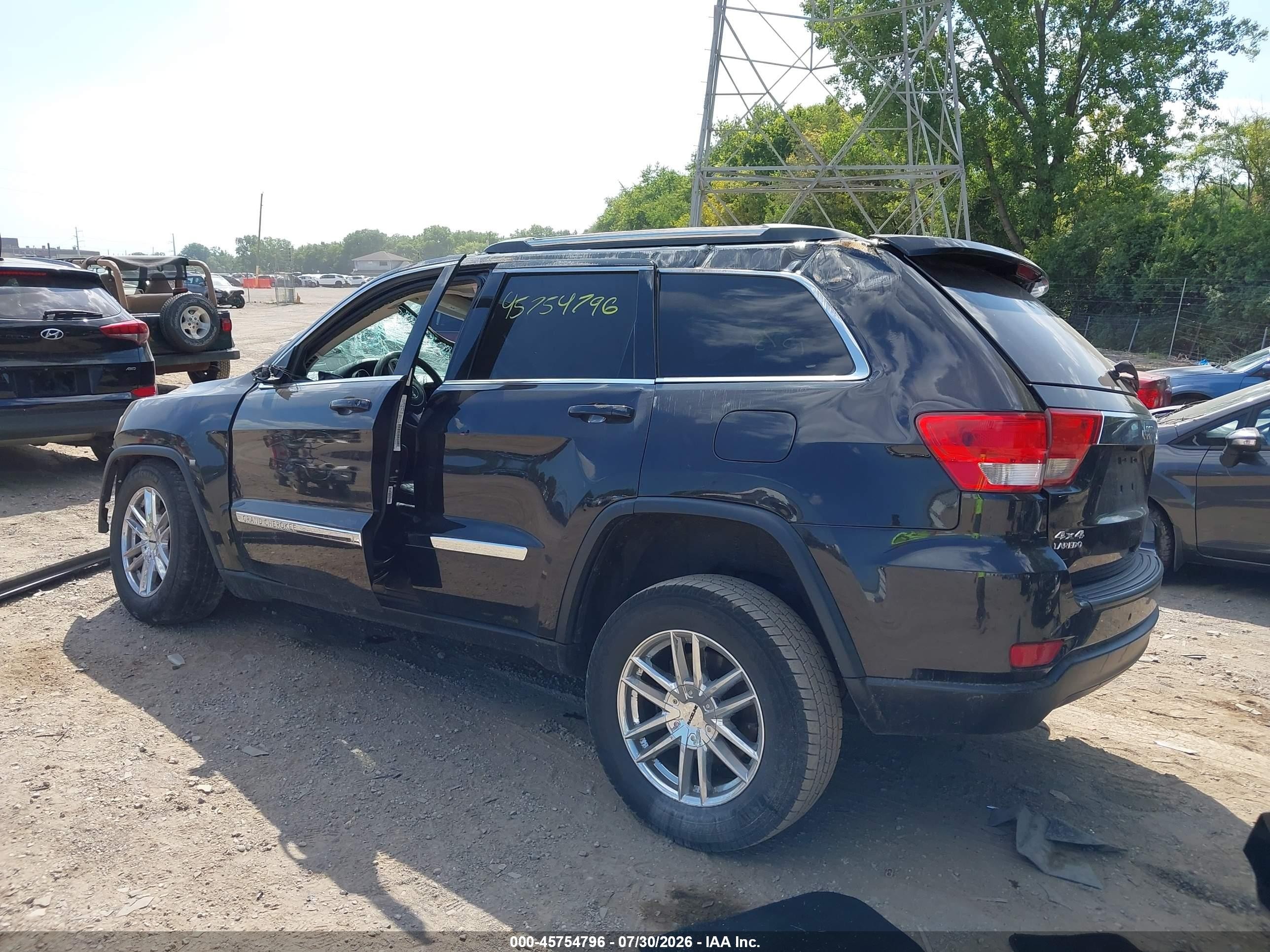 2013 Jeep Grand Cherokee Laredo Black vin: 1C4RJFAG2DC560738