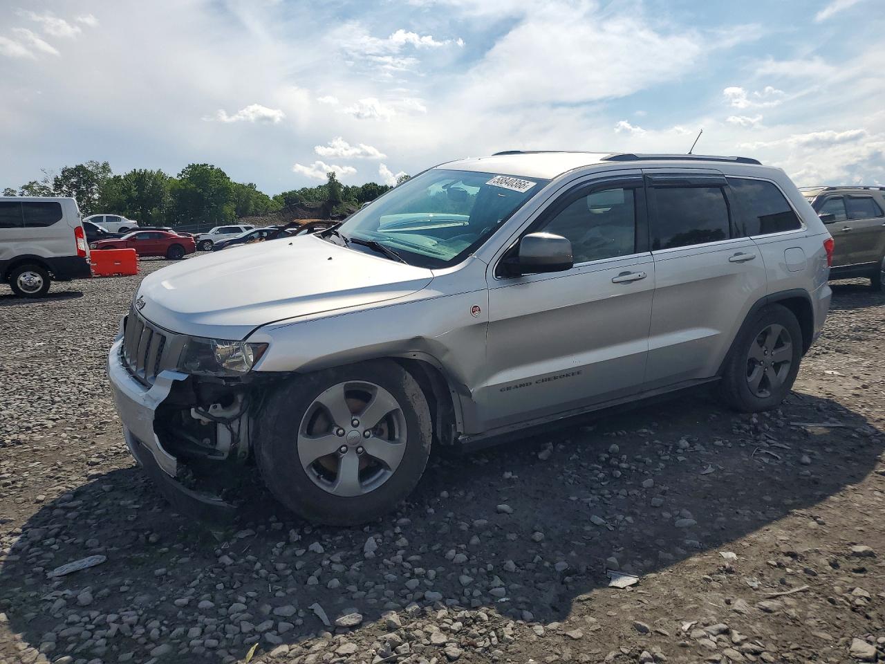 2013 Jeep Grand Cherokee Laredo Silver vin: 1C4RJFAG2DC576079