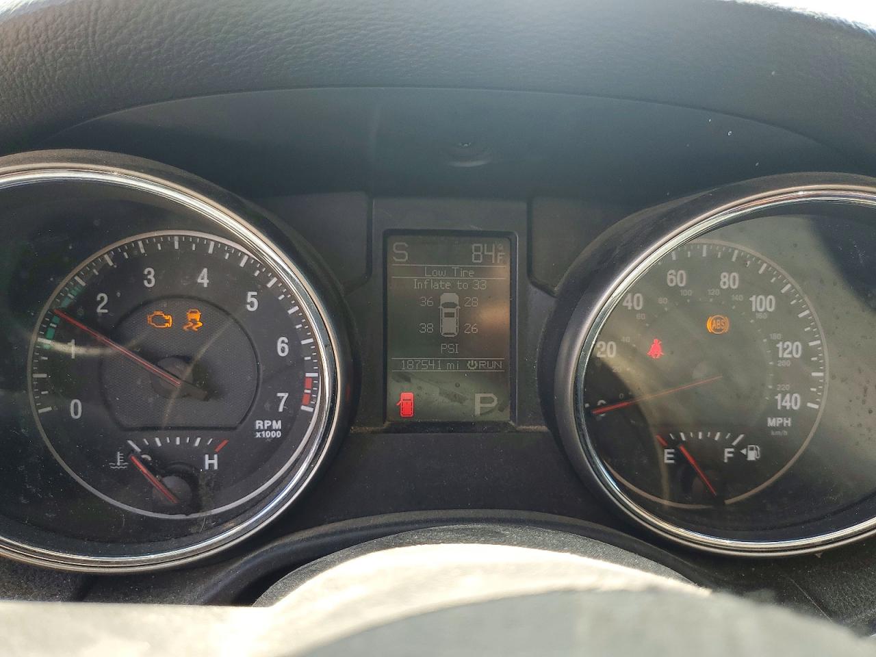 2013 Jeep Grand Cherokee Laredo Silver vin: 1C4RJFAG2DC581217
