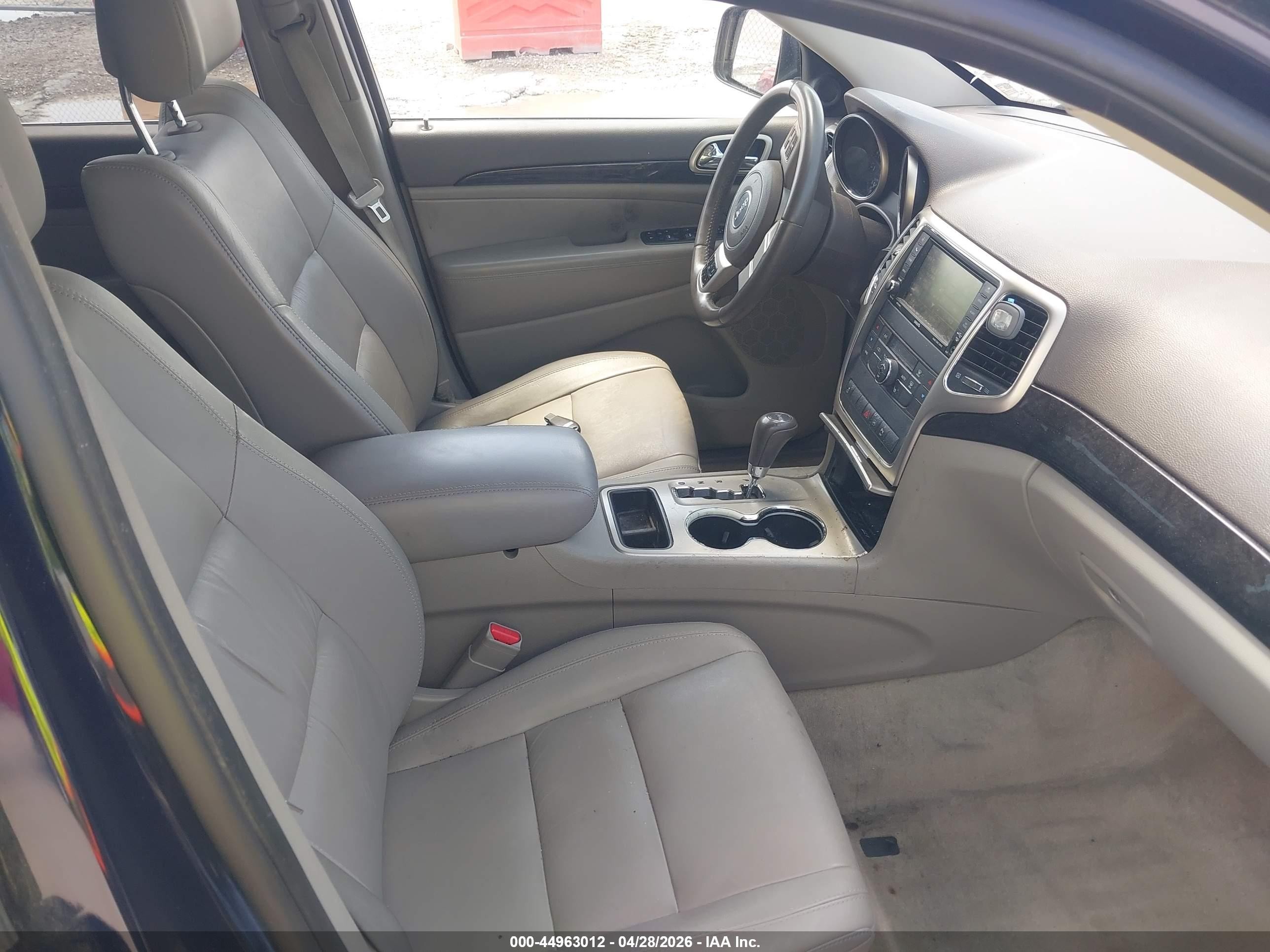 2013 Jeep Grand Cherokee Laredo Dark Blue vin: 1C4RJFAG2DC603524
